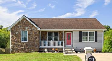 51 THOROUGHBRED CIR, LEXINGTON, Virginia 24450, 3 Bedrooms Bedrooms, ,2 BathroomsBathrooms,Residential,51 THOROUGHBRED CIR,669687 MLS # 669687