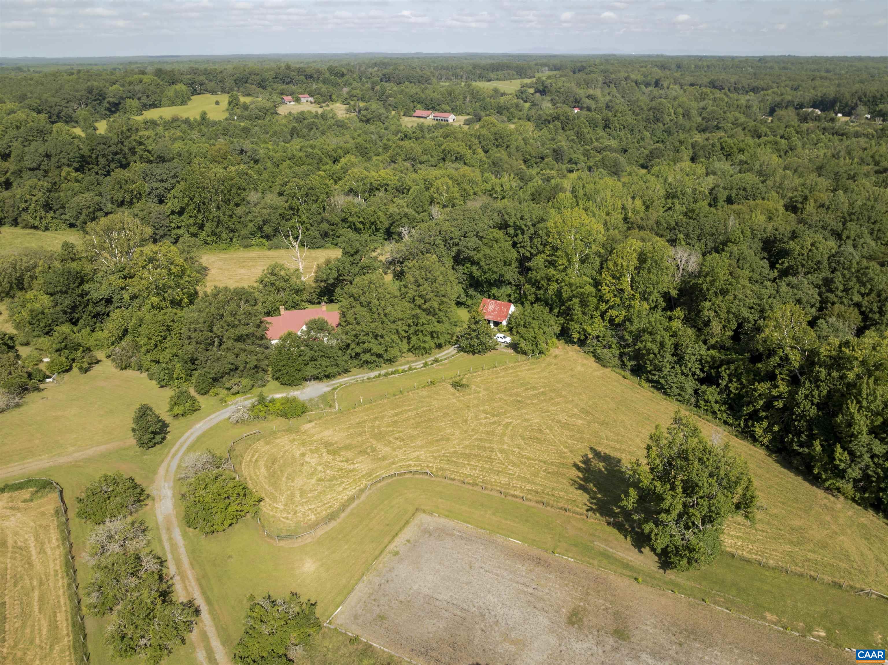 410 LAUGHTON LN, KENTS STORE, Virginia 23084, 3 Bedrooms Bedrooms, ,2 BathroomsBathrooms,Residential,VENABLE CREEK FARM,410 LAUGHTON LN,669691 MLS # 669691