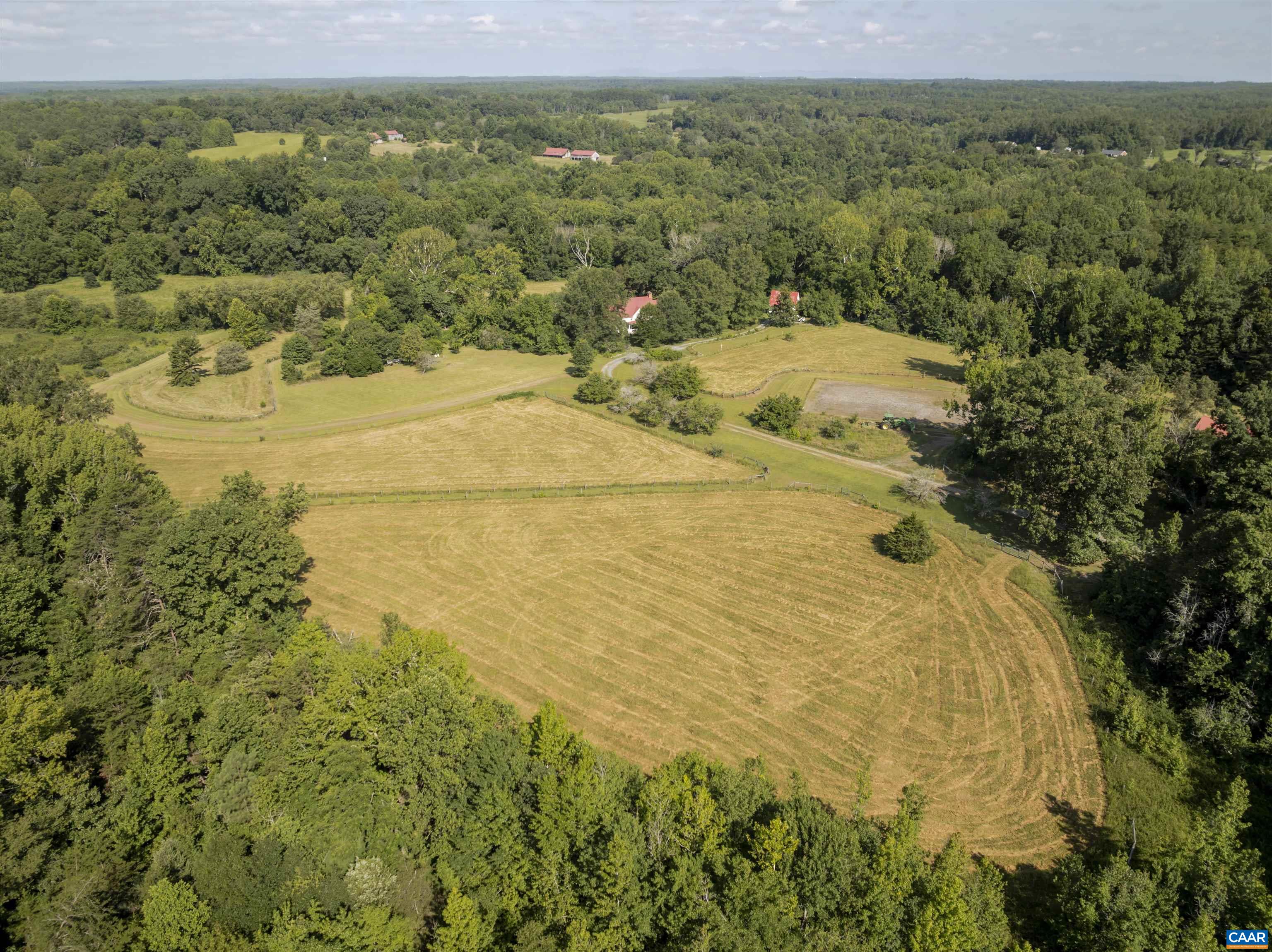 410 LAUGHTON LN, KENTS STORE, Virginia 23084, 3 Bedrooms Bedrooms, ,2 BathroomsBathrooms,Residential,VENABLE CREEK FARM,410 LAUGHTON LN,669691 MLS # 669691