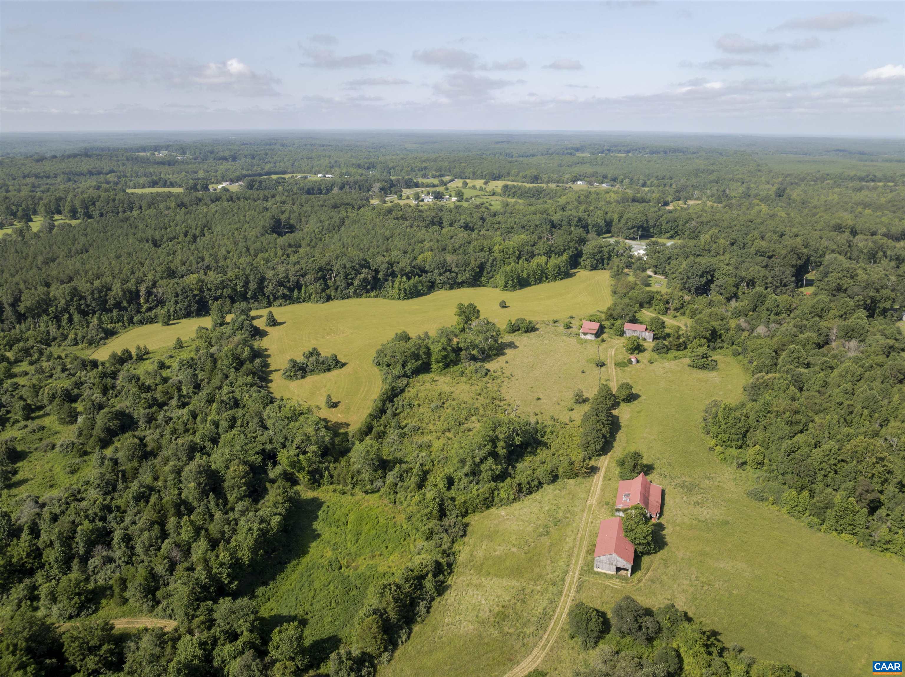 410 LAUGHTON LN, KENTS STORE, Virginia 23084, 3 Bedrooms Bedrooms, ,2 BathroomsBathrooms,Residential,VENABLE CREEK FARM,410 LAUGHTON LN,669691 MLS # 669691