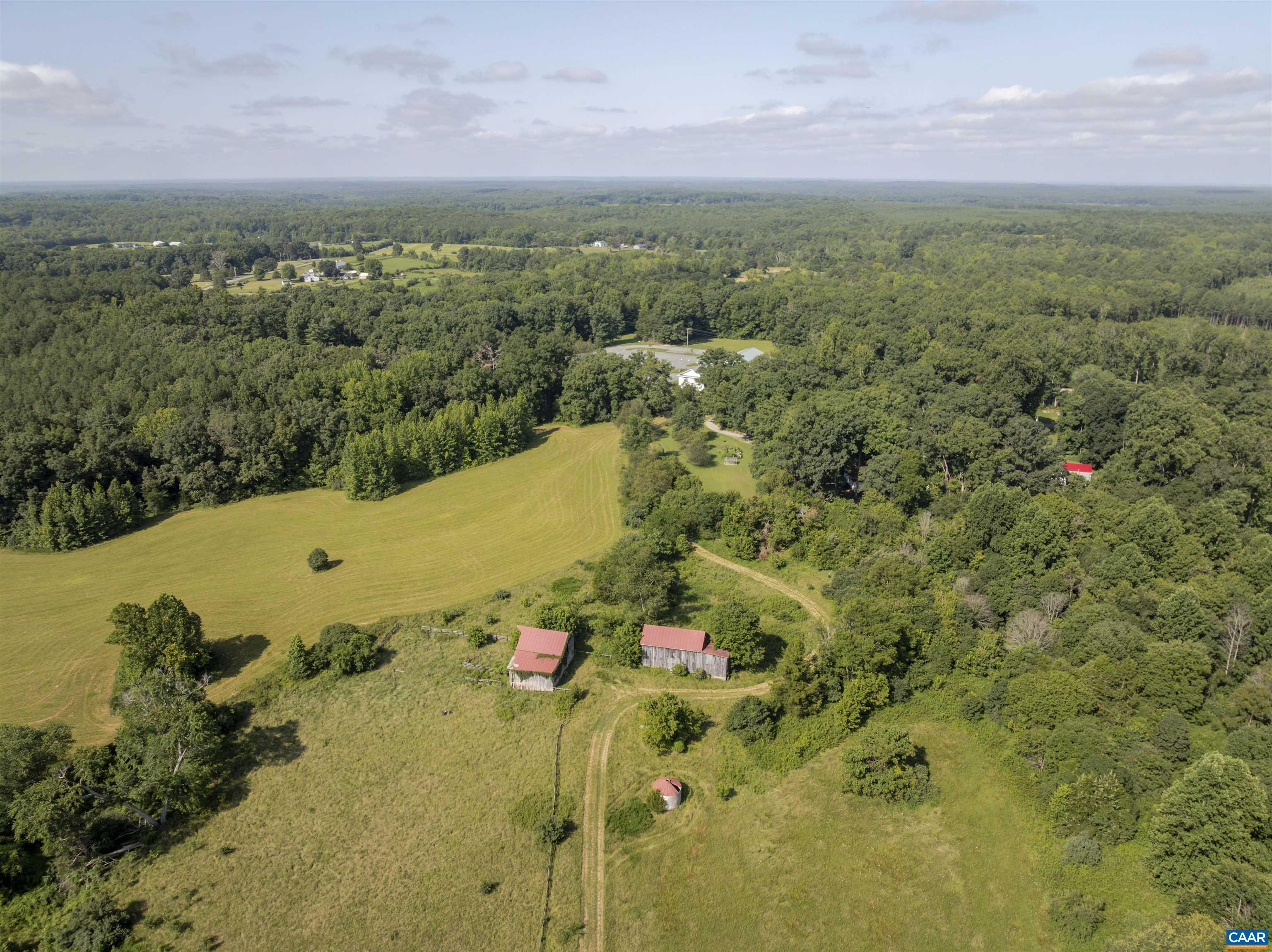 410 LAUGHTON LN, KENTS STORE, Virginia 23084, 3 Bedrooms Bedrooms, ,2 BathroomsBathrooms,Residential,VENABLE CREEK FARM,410 LAUGHTON LN,669691 MLS # 669691