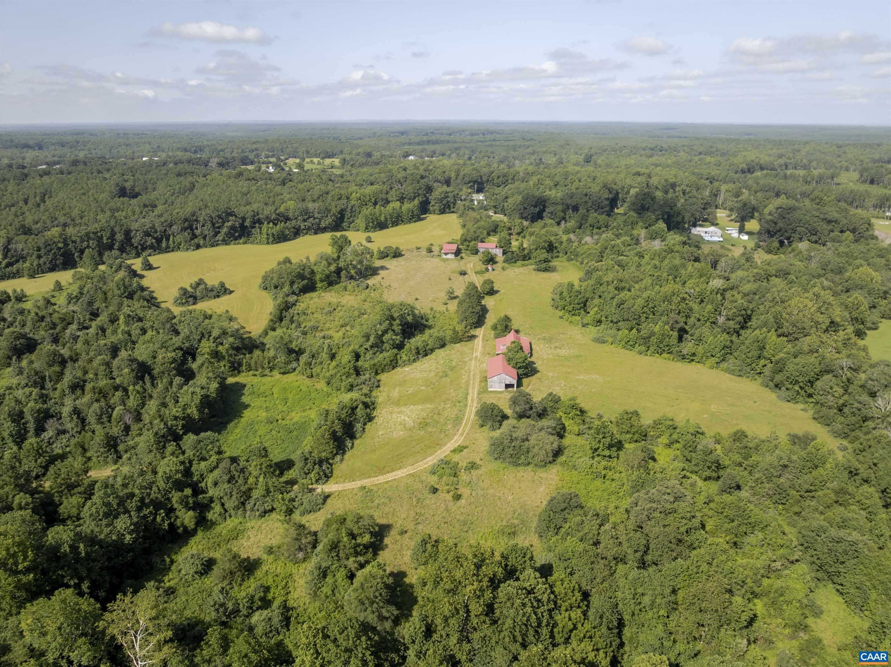 410 LAUGHTON LN, KENTS STORE, Virginia 23084, 3 Bedrooms Bedrooms, ,2 BathroomsBathrooms,Residential,VENABLE CREEK FARM,410 LAUGHTON LN,669691 MLS # 669691