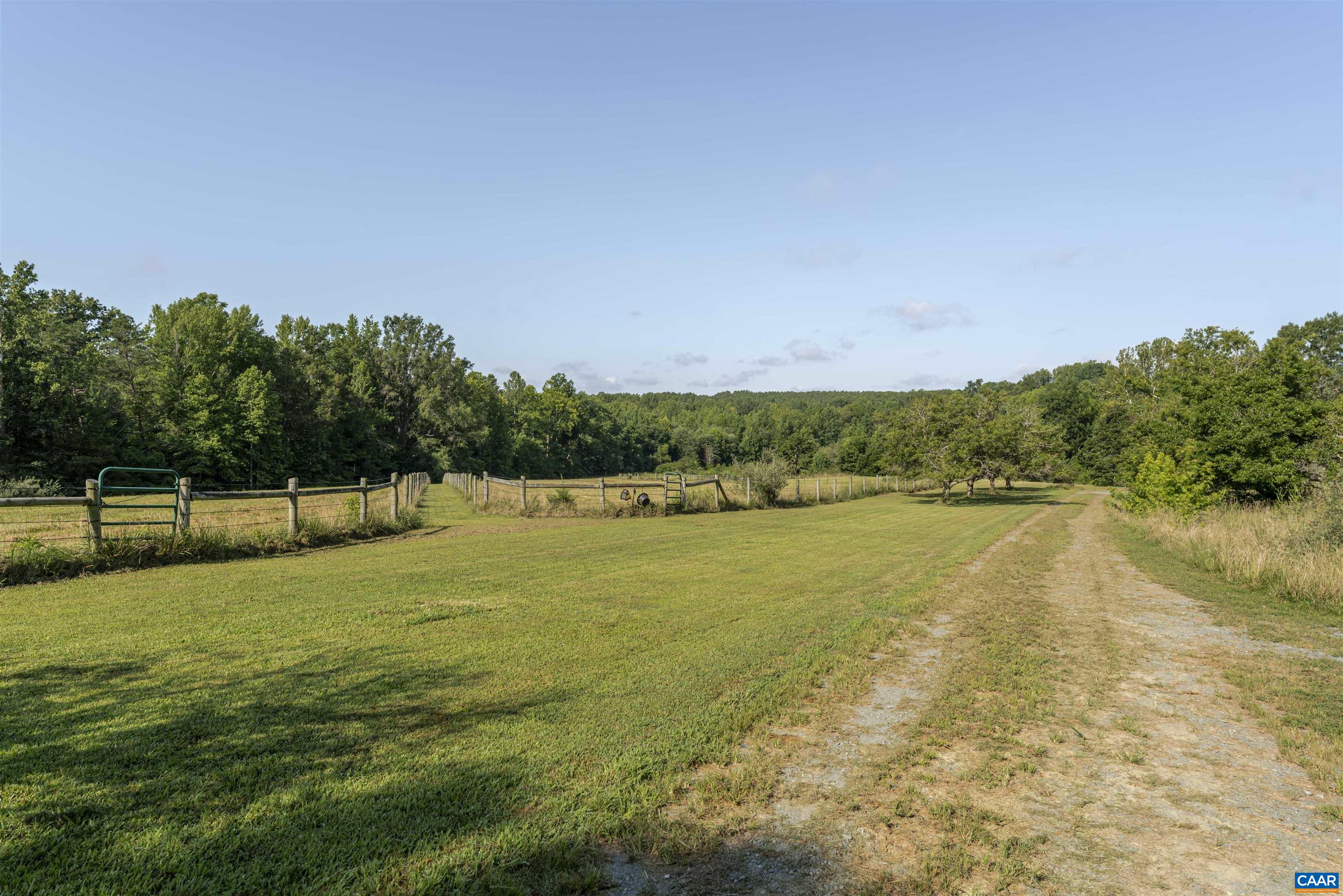 410 LAUGHTON LN, KENTS STORE, Virginia 23084, 3 Bedrooms Bedrooms, ,2 BathroomsBathrooms,Residential,VENABLE CREEK FARM,410 LAUGHTON LN,669691 MLS # 669691