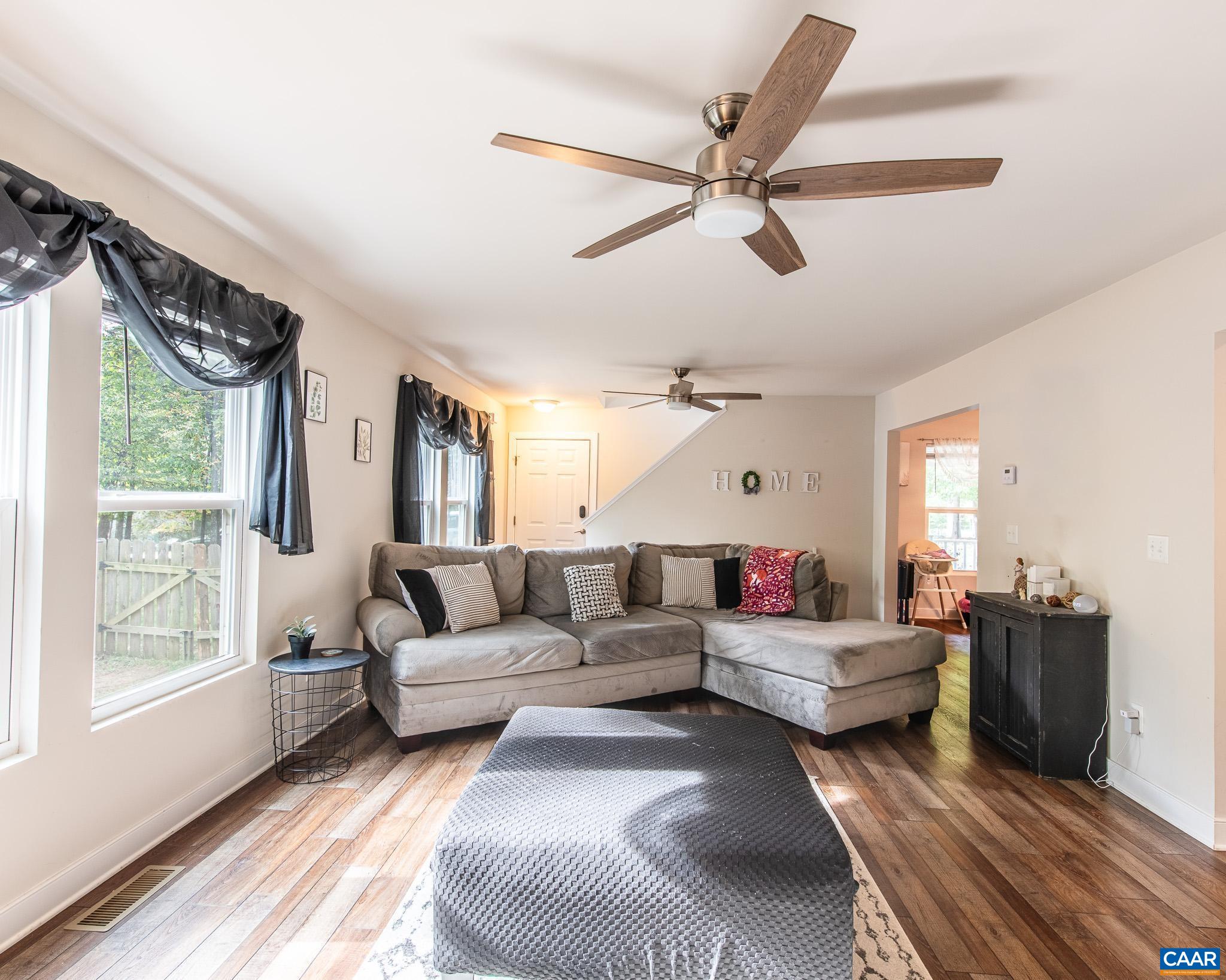 4 DEERWOOD LN, PALMYRA, Virginia 22963, 3 Bedrooms Bedrooms, ,2 BathroomsBathrooms,Residential,4 DEERWOOD LN,669697 MLS # 669697