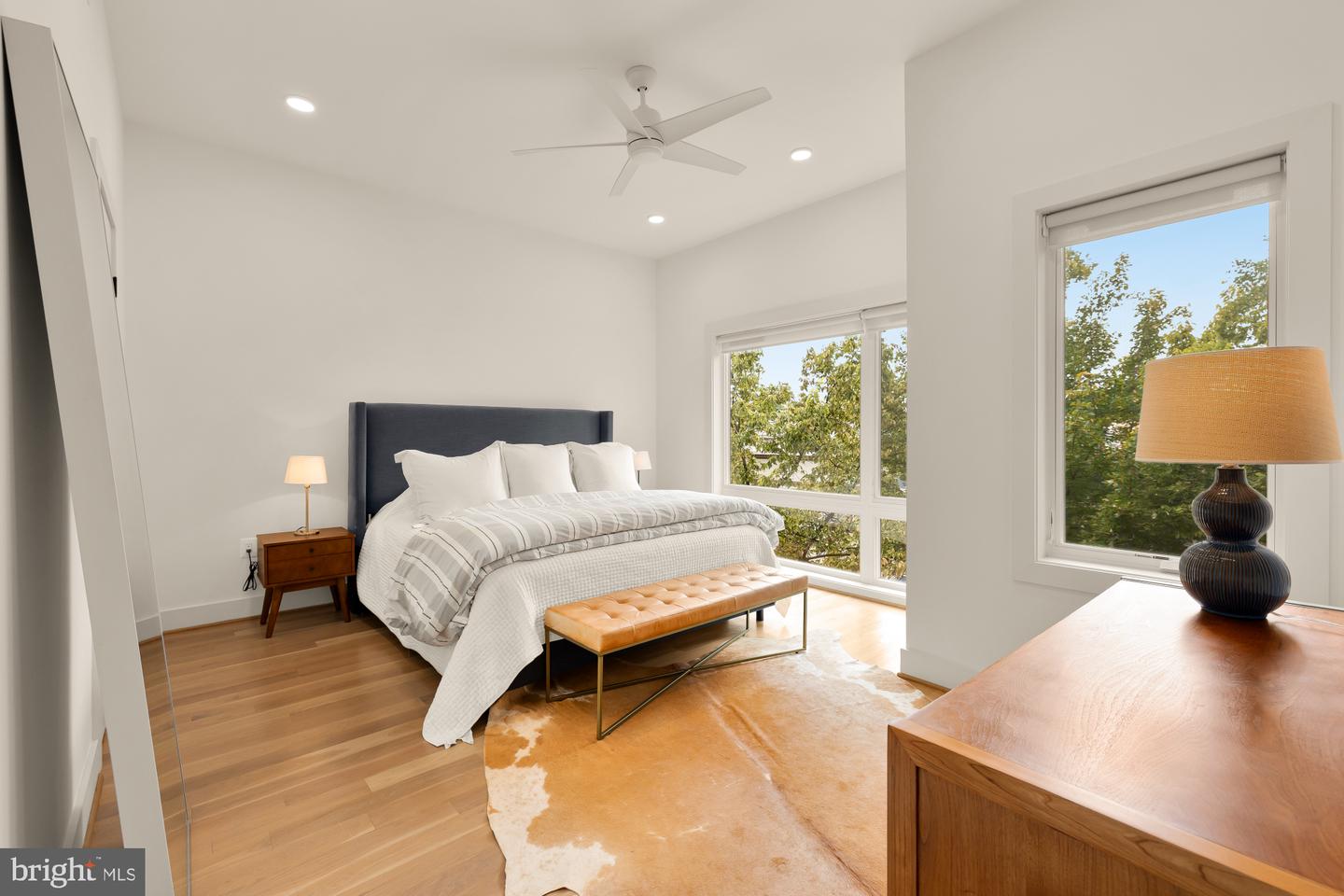 623 14TH PL NE #D, WASHINGTON, District Of Columbia 20002, 3 Bedrooms Bedrooms, ,2 BathroomsBathrooms,Residential,For sale,623 14TH PL NE #D,DCDC2224314 MLS # DCDC2224314