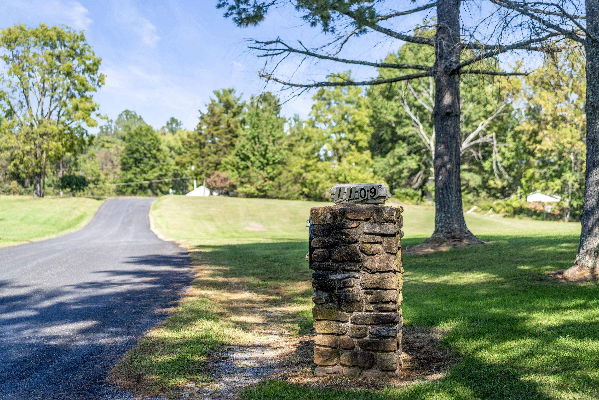 1109 ROSS RD, LEXINGTON, Virginia 24450, 5 Bedrooms Bedrooms, ,3 BathroomsBathrooms,Residential,1109 ROSS RD,669700 MLS # 669700