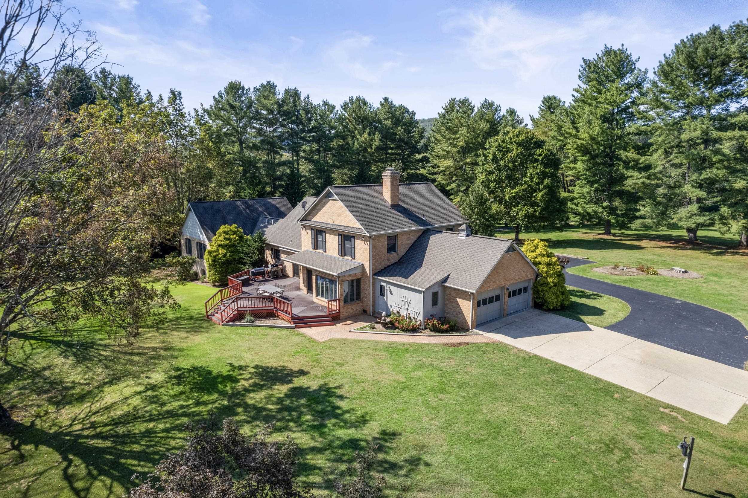 1109 ROSS RD, LEXINGTON, Virginia 24450, 5 Bedrooms Bedrooms, ,3 BathroomsBathrooms,Residential,1109 ROSS RD,669700 MLS # 669700