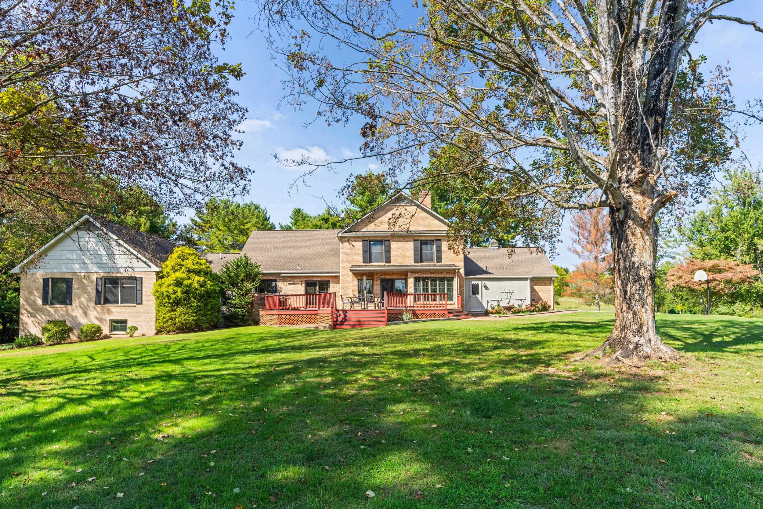 1109 ROSS RD, LEXINGTON, Virginia 24450, 5 Bedrooms Bedrooms, ,3 BathroomsBathrooms,Residential,1109 ROSS RD,669700 MLS # 669700