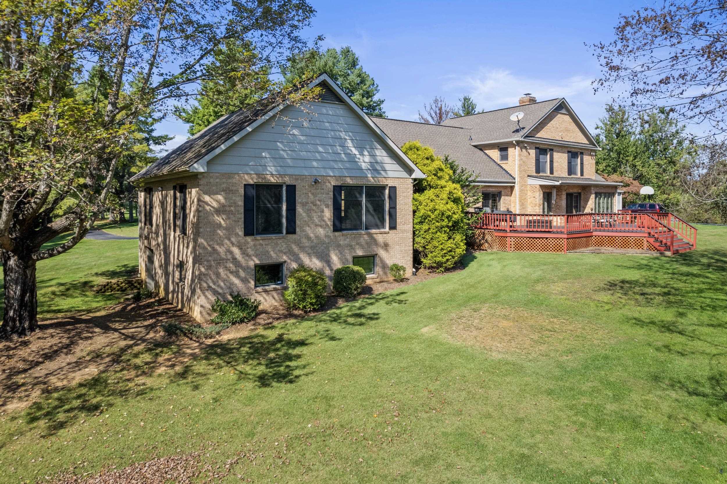 1109 ROSS RD, LEXINGTON, Virginia 24450, 5 Bedrooms Bedrooms, ,3 BathroomsBathrooms,Residential,1109 ROSS RD,669700 MLS # 669700