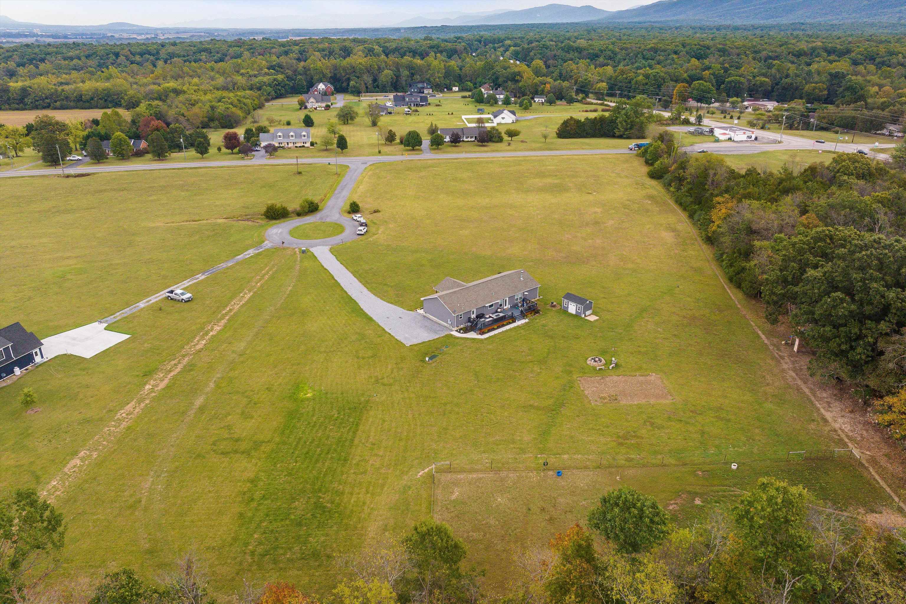 7669 FIFE LN, PORT REPUBLIC, Virginia 24471, 3 Bedrooms Bedrooms, ,2 BathroomsBathrooms,Residential,7669 FIFE LN,669701 MLS # 669701