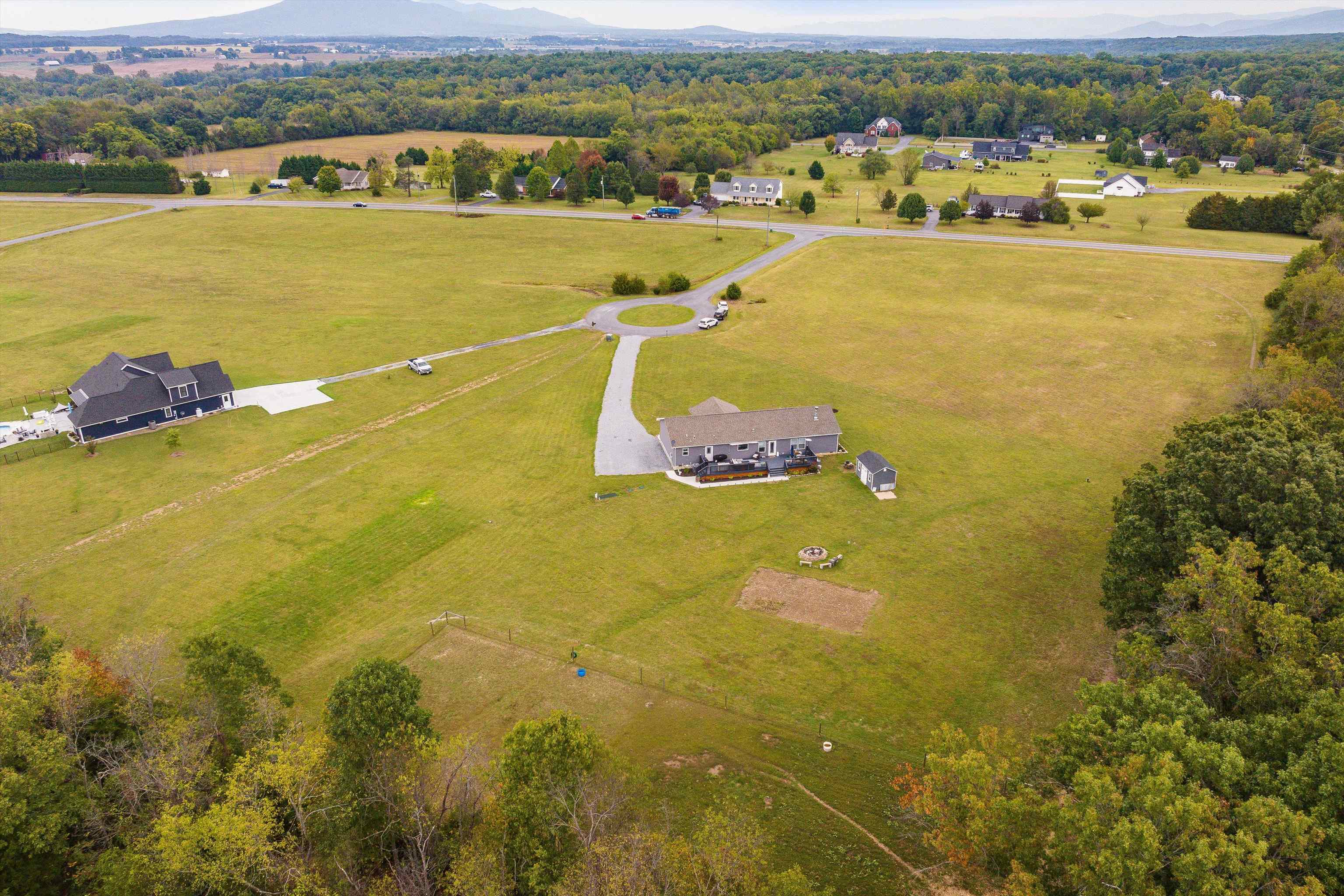 7669 FIFE LN, PORT REPUBLIC, Virginia 24471, 3 Bedrooms Bedrooms, ,2 BathroomsBathrooms,Residential,7669 FIFE LN,669701 MLS # 669701