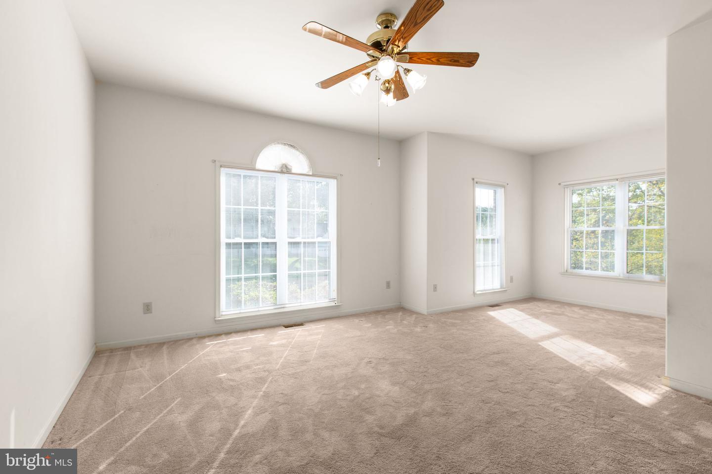 31 N POINTE, FREDERICKSBURG, Virginia 22405, 3 Bedrooms Bedrooms, ,2 BathroomsBathrooms,Residential,For sale,31 N POINTE,VAST2042982 MLS # VAST2042982