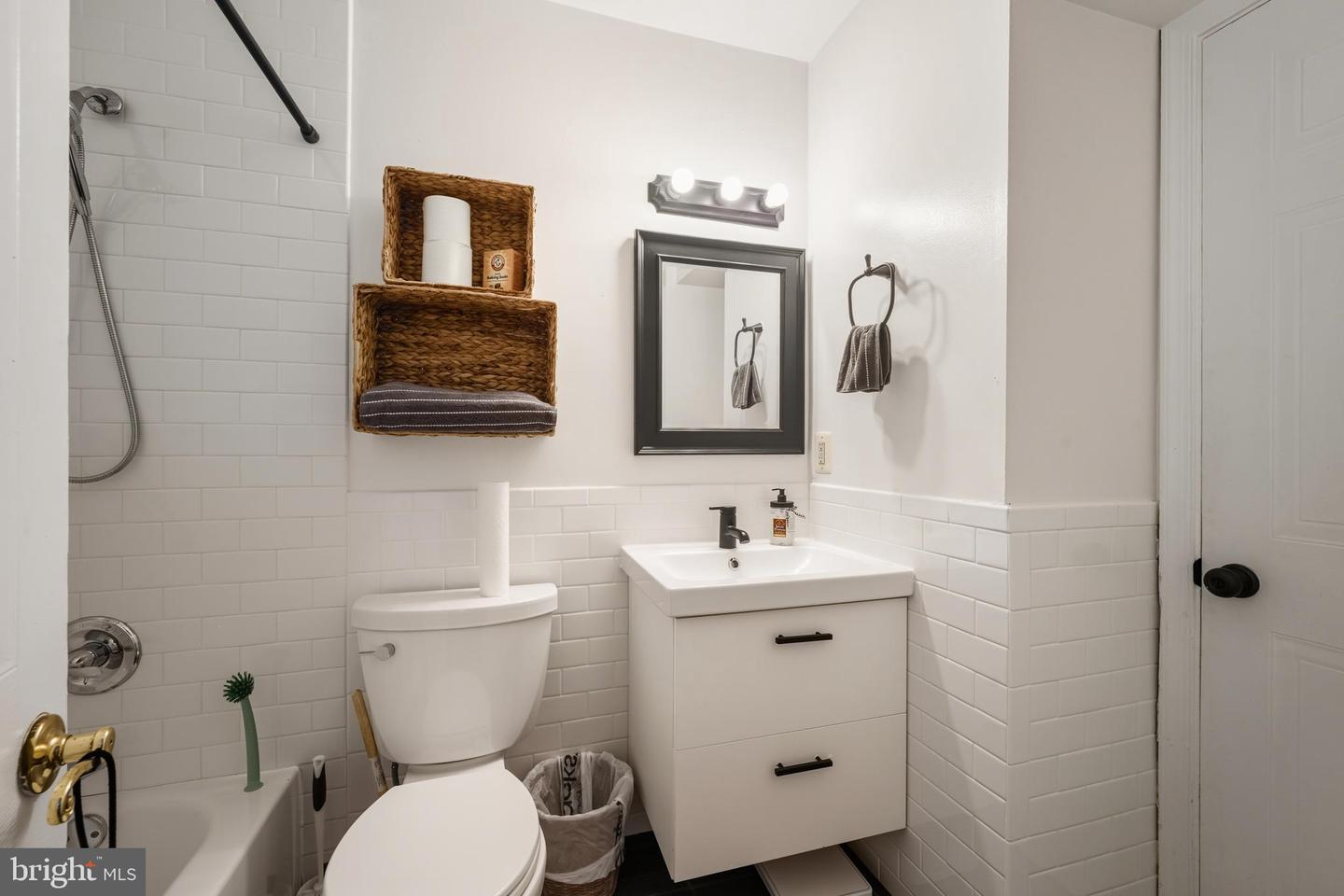 301 G ST NE #2, WASHINGTON, District Of Columbia 20002, 1 Bedroom Bedrooms, ,1 BathroomBathrooms,Residential,For sale,301 G ST NE #2,DCDC2224682 MLS # DCDC2224682