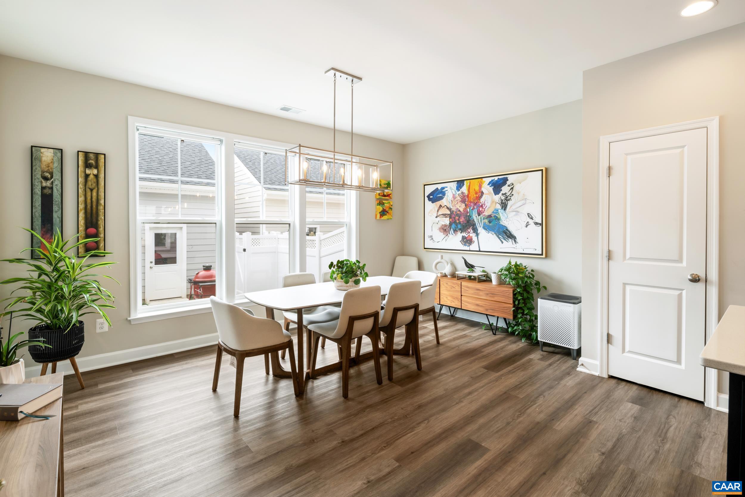 3262 CHARLESTON BLVD, ROCKINGHAM, Virginia 22801, 3 Bedrooms Bedrooms, ,2 BathroomsBathrooms,Residential,Stunning Like-New Luxury Townhouse!,3262 CHARLESTON BLVD,669703 MLS # 669703