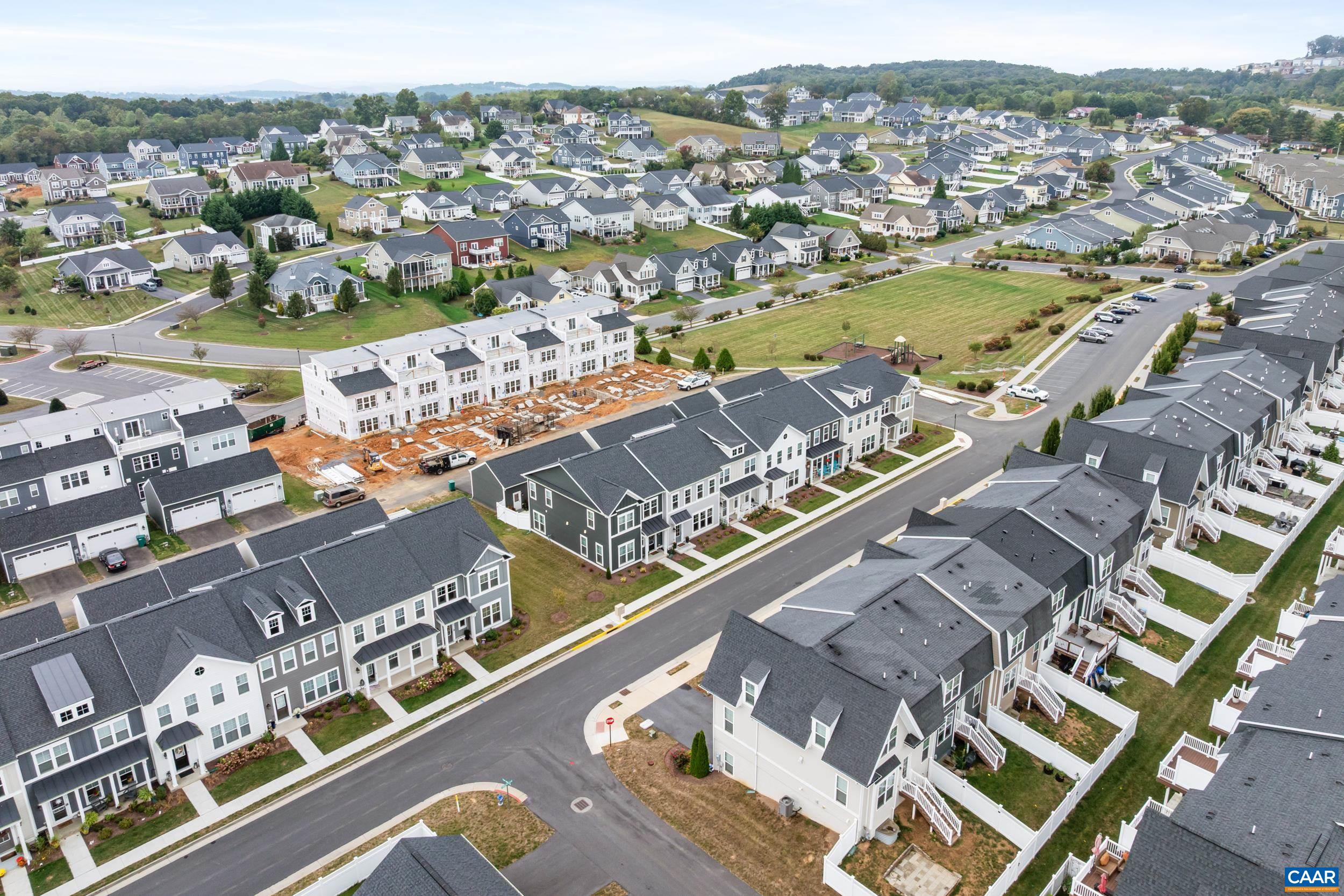 3262 CHARLESTON BLVD, ROCKINGHAM, Virginia 22801, 3 Bedrooms Bedrooms, ,2 BathroomsBathrooms,Residential,Stunning Like-New Luxury Townhouse!,3262 CHARLESTON BLVD,669703 MLS # 669703