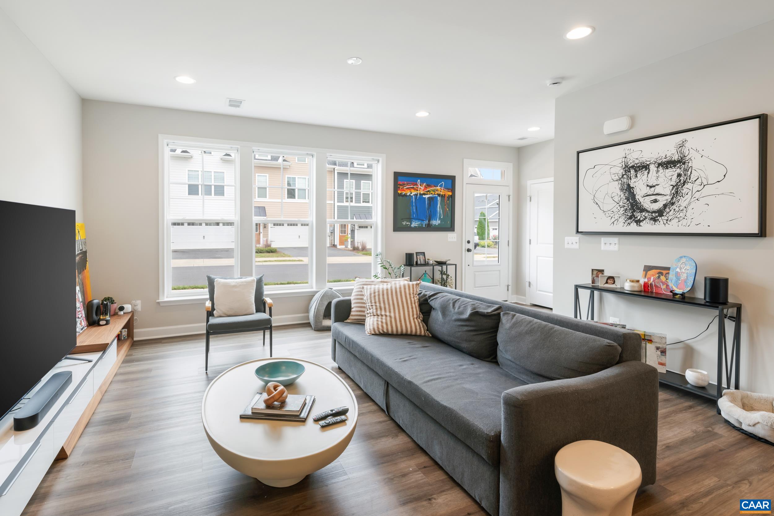 3262 CHARLESTON BLVD, ROCKINGHAM, Virginia 22801, 3 Bedrooms Bedrooms, ,2 BathroomsBathrooms,Residential,Stunning Like-New Luxury Townhouse!,3262 CHARLESTON BLVD,669703 MLS # 669703