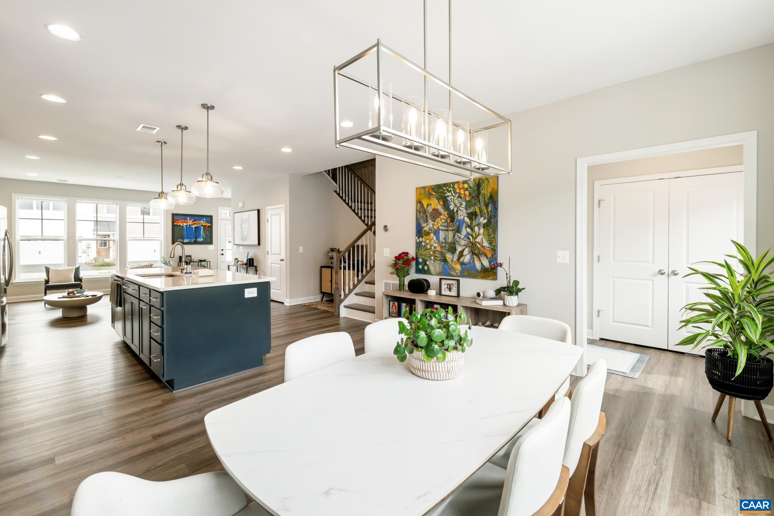 3262 CHARLESTON BLVD, ROCKINGHAM, Virginia 22801, 3 Bedrooms Bedrooms, ,2 BathroomsBathrooms,Residential,Stunning Like-New Luxury Townhouse!,3262 CHARLESTON BLVD,669703 MLS # 669703