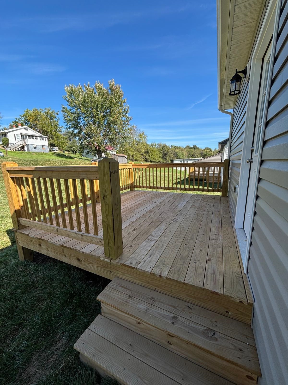 905 FAIRFAX AVE, WAYNESBORO, Virginia 22980, 3 Bedrooms Bedrooms, ,2 BathroomsBathrooms,Residential,905 FAIRFAX AVE,669705 MLS # 669705