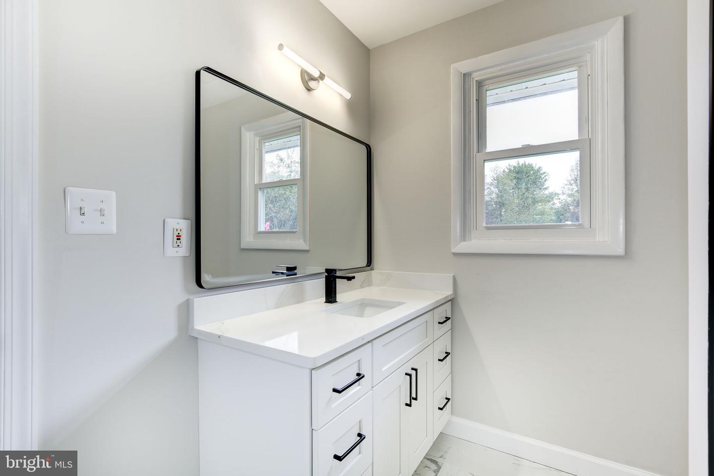 9197 BROADLANDS LN, NOKESVILLE, Virginia 20181, 5 Bedrooms Bedrooms, ,4 BathroomsBathrooms,Residential,For sale,9197 BROADLANDS LN,VAPW2105056 MLS # VAPW2105056