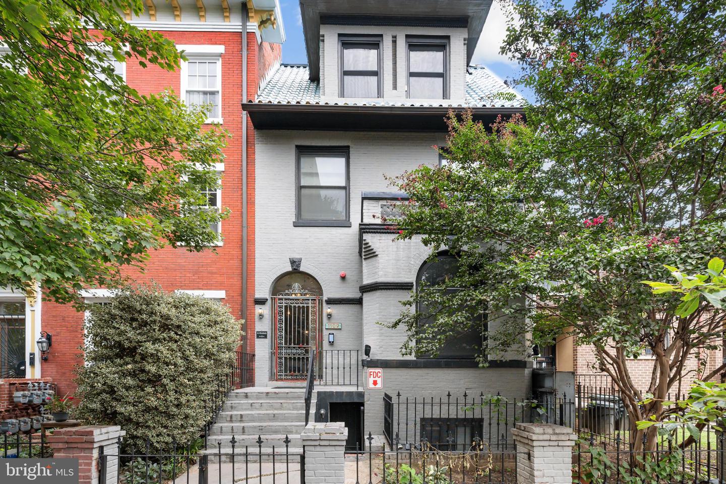 1109 M ST NW #1, WASHINGTON, District Of Columbia 20005, 1 Bedroom Bedrooms, ,1 BathroomBathrooms,Residential,For sale,1109 M ST NW #1,DCDC2224824 MLS # DCDC2224824
