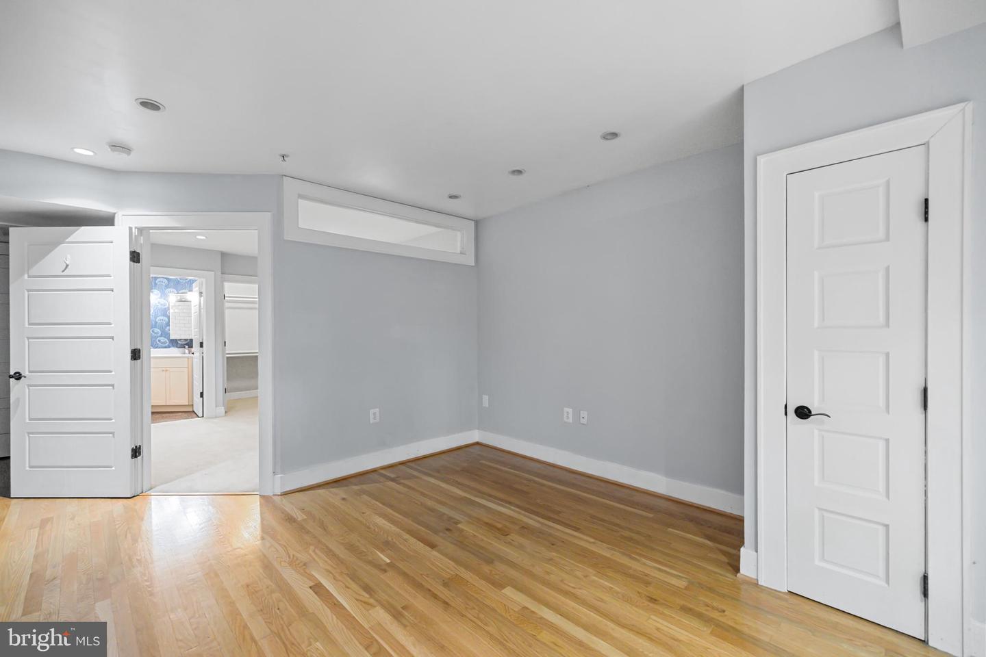 1109 M ST NW #1, WASHINGTON, District Of Columbia 20005, 1 Bedroom Bedrooms, ,1 BathroomBathrooms,Residential,For sale,1109 M ST NW #1,DCDC2224824 MLS # DCDC2224824