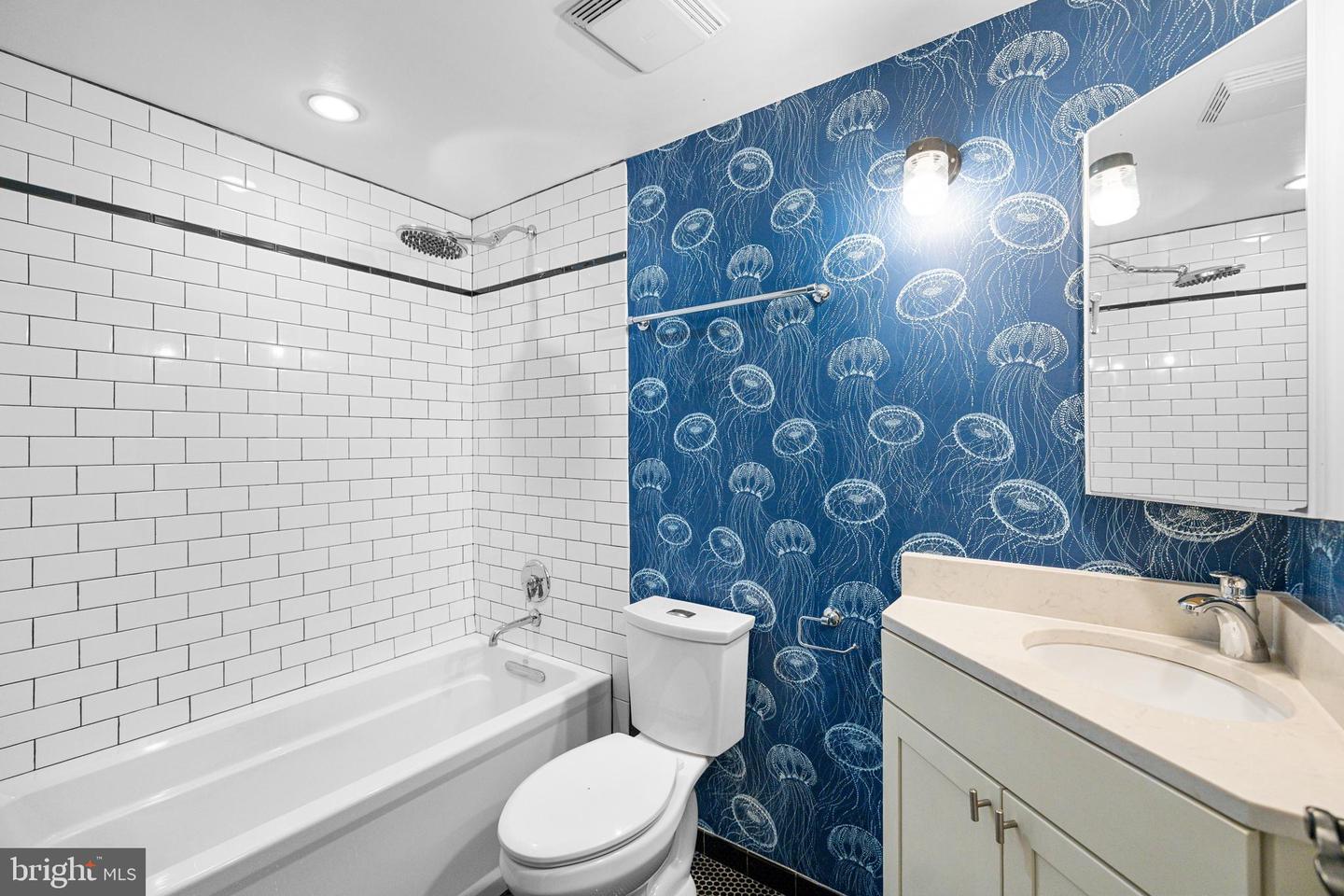 1109 M ST NW #1, WASHINGTON, District Of Columbia 20005, 1 Bedroom Bedrooms, ,1 BathroomBathrooms,Residential,For sale,1109 M ST NW #1,DCDC2224824 MLS # DCDC2224824