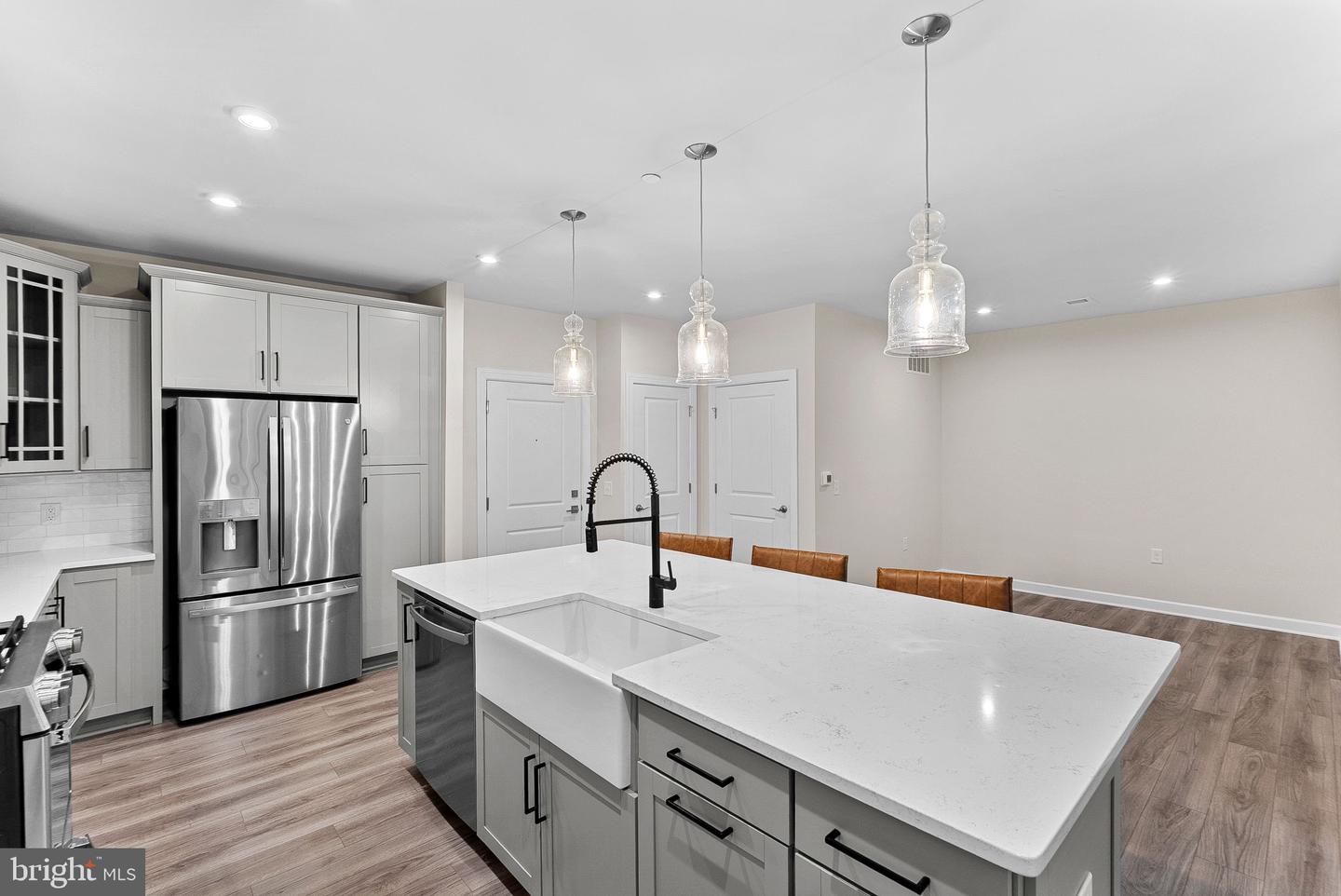 3925 FAIR RIDGE DR #305, FAIRFAX, Virginia 22033, 2 Bedrooms Bedrooms, ,2 BathroomsBathrooms,Residential,For sale,3925 FAIR RIDGE DR #305,VAFX2269974 MLS # VAFX2269974