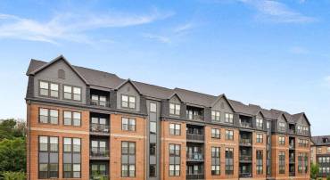 3925 FAIR RIDGE DR #305, FAIRFAX, Virginia 22033, 2 Bedrooms Bedrooms, ,2 BathroomsBathrooms,Residential,For sale,3925 FAIR RIDGE DR #305,VAFX2269974 MLS # VAFX2269974