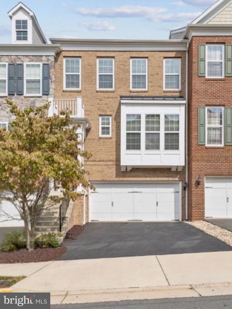 42764 KEILLER TER, ASHBURN, Virginia 20147, 4 Bedrooms Bedrooms, 8 Rooms Rooms,3 BathroomsBathrooms,Residential,For sale,42764 KEILLER TER,VALO2107902 MLS # VALO2107902