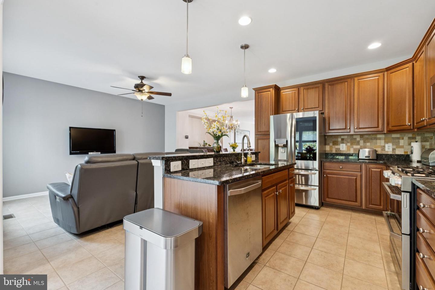 42764 KEILLER TER, ASHBURN, Virginia 20147, 4 Bedrooms Bedrooms, 8 Rooms Rooms,3 BathroomsBathrooms,Residential,For sale,42764 KEILLER TER,VALO2107902 MLS # VALO2107902