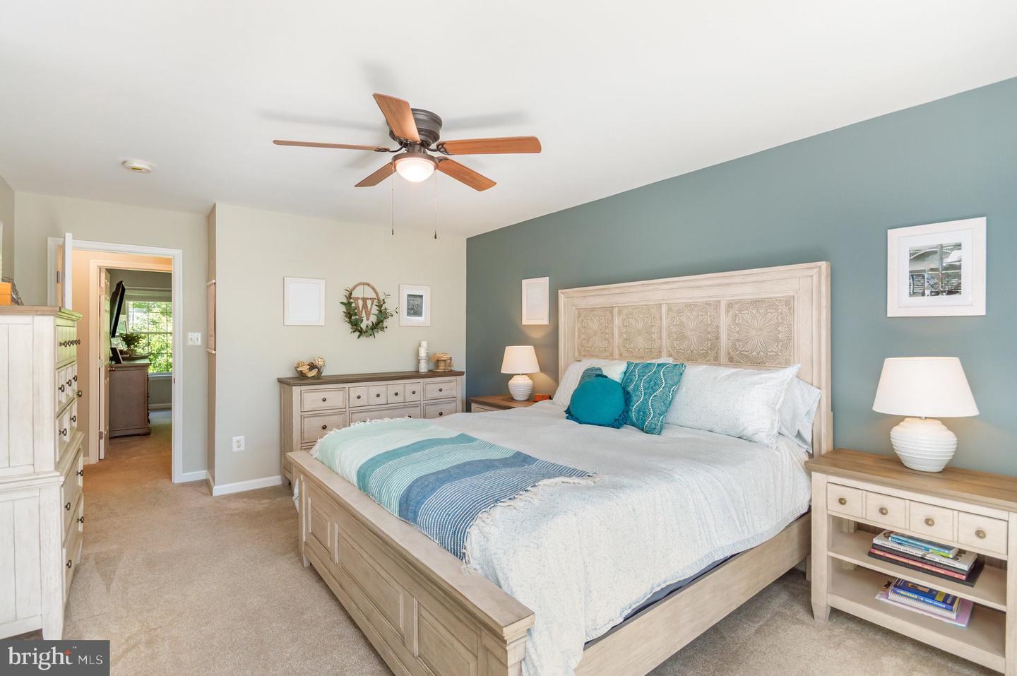 5606 GLENWOOD MEWS DR, ALEXANDRIA, Virginia 22315, 3 Bedrooms Bedrooms, ,2 BathroomsBathrooms,Residential,For sale,5606 GLENWOOD MEWS DR,VAFX2270006 MLS # VAFX2270006