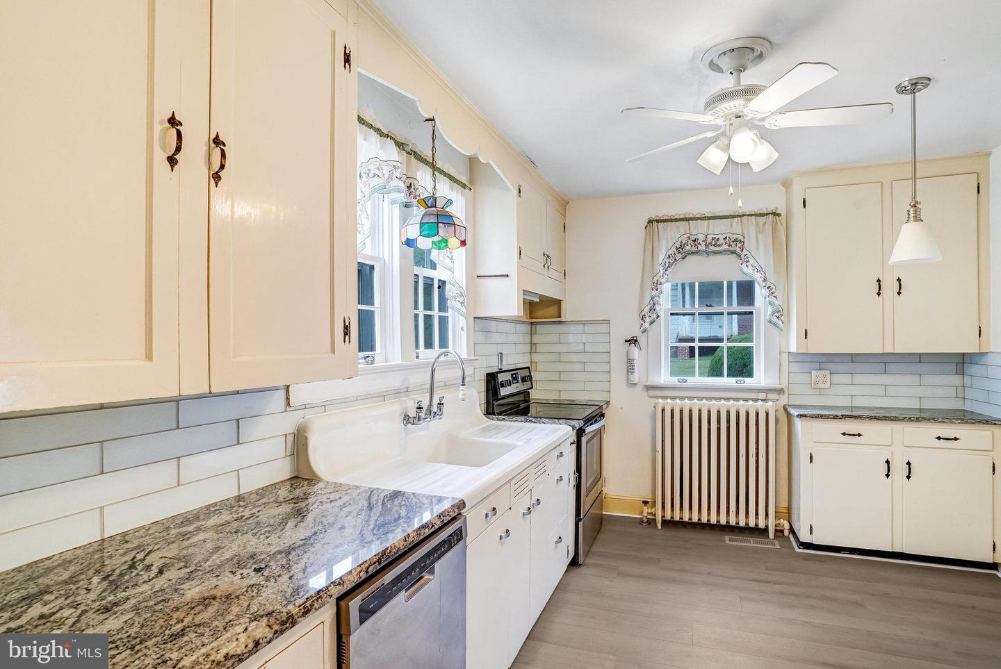 9040 GRANT AVE, MANASSAS, Virginia 20110, 3 Bedrooms Bedrooms, ,2 BathroomsBathrooms,Residential,For sale,9040 GRANT AVE,VAMN2009432 MLS # VAMN2009432