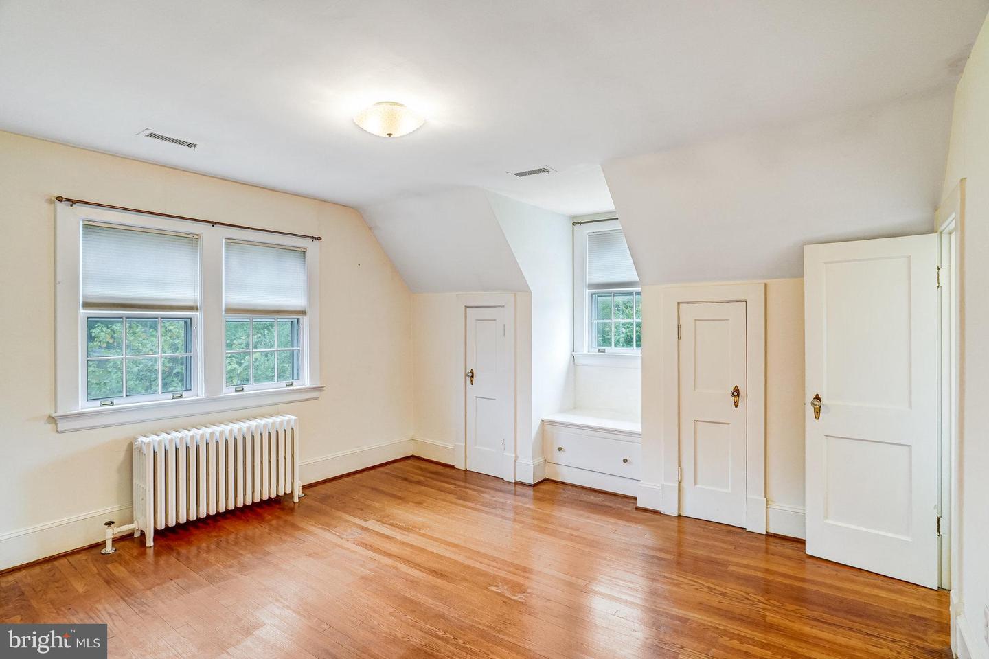 9040 GRANT AVE, MANASSAS, Virginia 20110, 3 Bedrooms Bedrooms, ,2 BathroomsBathrooms,Residential,For sale,9040 GRANT AVE,VAMN2009432 MLS # VAMN2009432