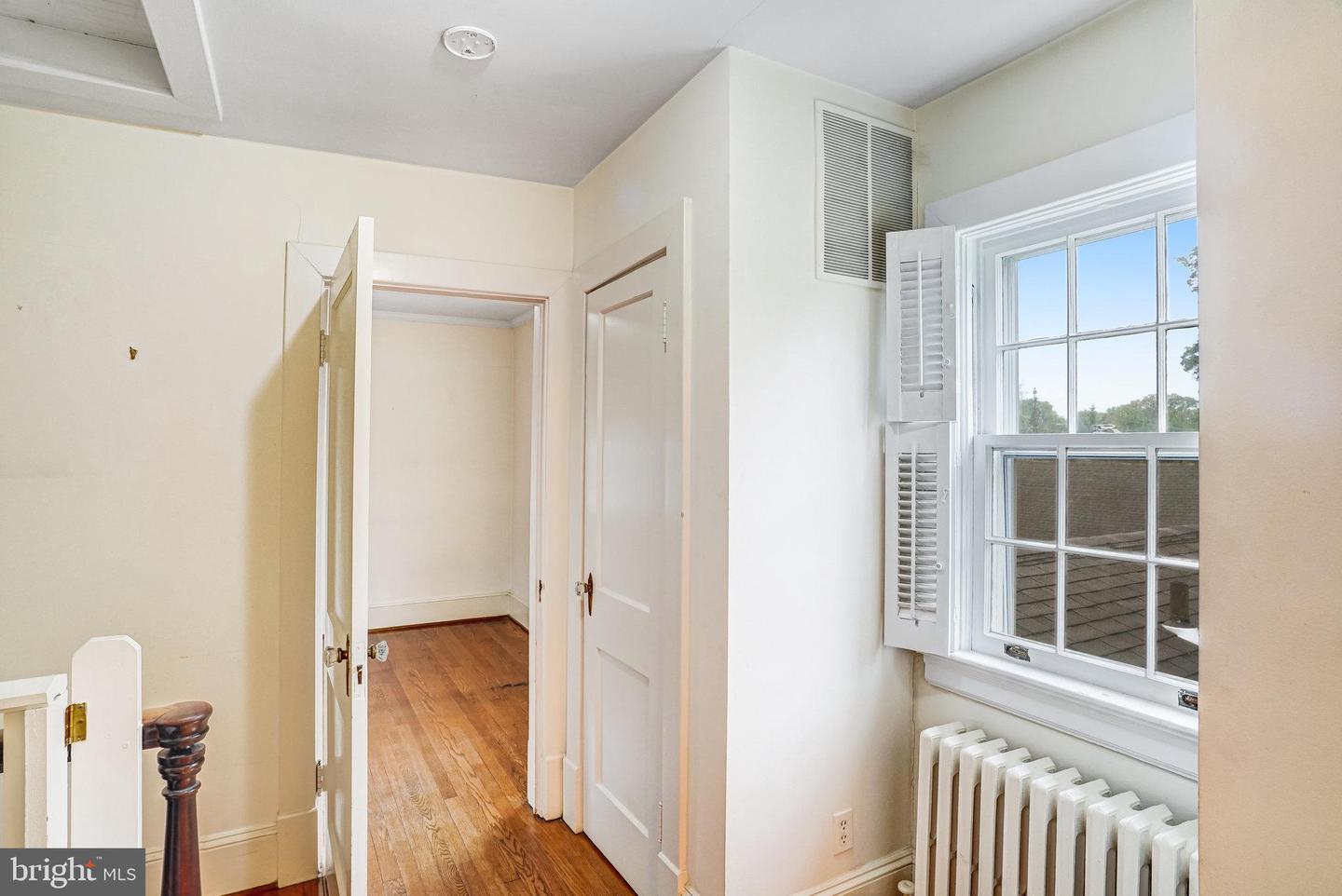 9040 GRANT AVE, MANASSAS, Virginia 20110, 3 Bedrooms Bedrooms, ,2 BathroomsBathrooms,Residential,For sale,9040 GRANT AVE,VAMN2009432 MLS # VAMN2009432