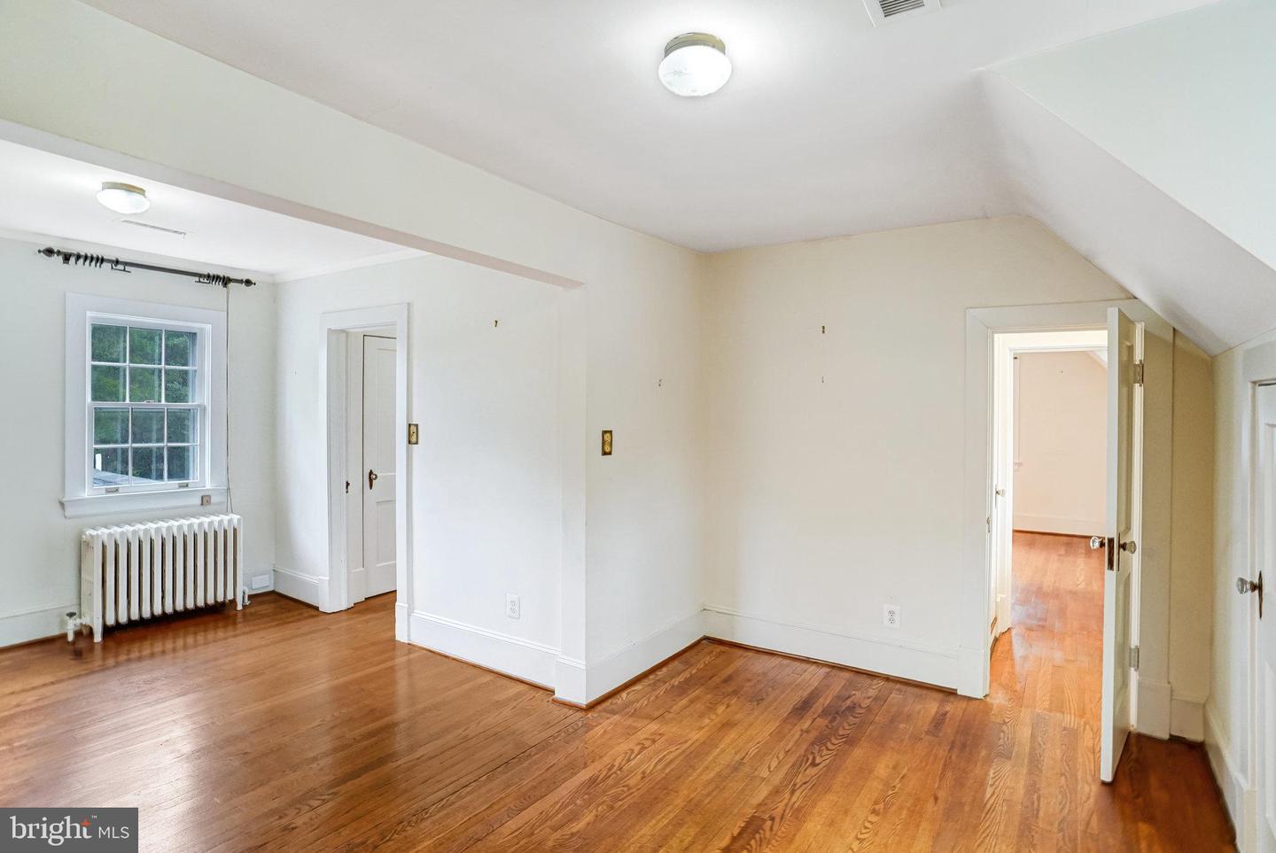 9040 GRANT AVE, MANASSAS, Virginia 20110, 3 Bedrooms Bedrooms, ,2 BathroomsBathrooms,Residential,For sale,9040 GRANT AVE,VAMN2009432 MLS # VAMN2009432