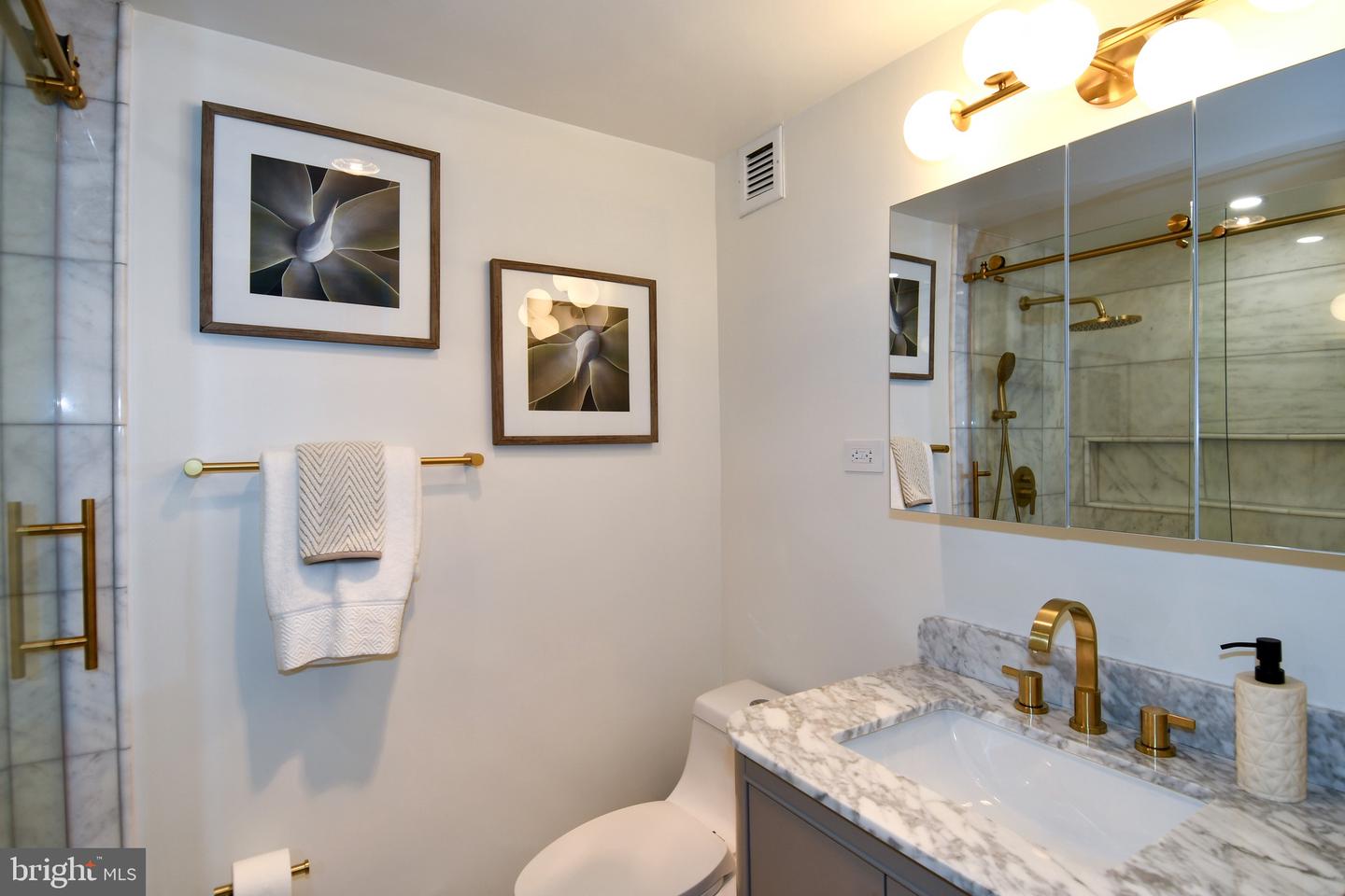 2801 NEW MEXICO AVE NW #1219, WASHINGTON, District Of Columbia 20007, 2 Bedrooms Bedrooms, ,2 BathroomsBathrooms,Residential,For sale,2801 NEW MEXICO AVE NW #1219,DCDC2224778 MLS # DCDC2224778