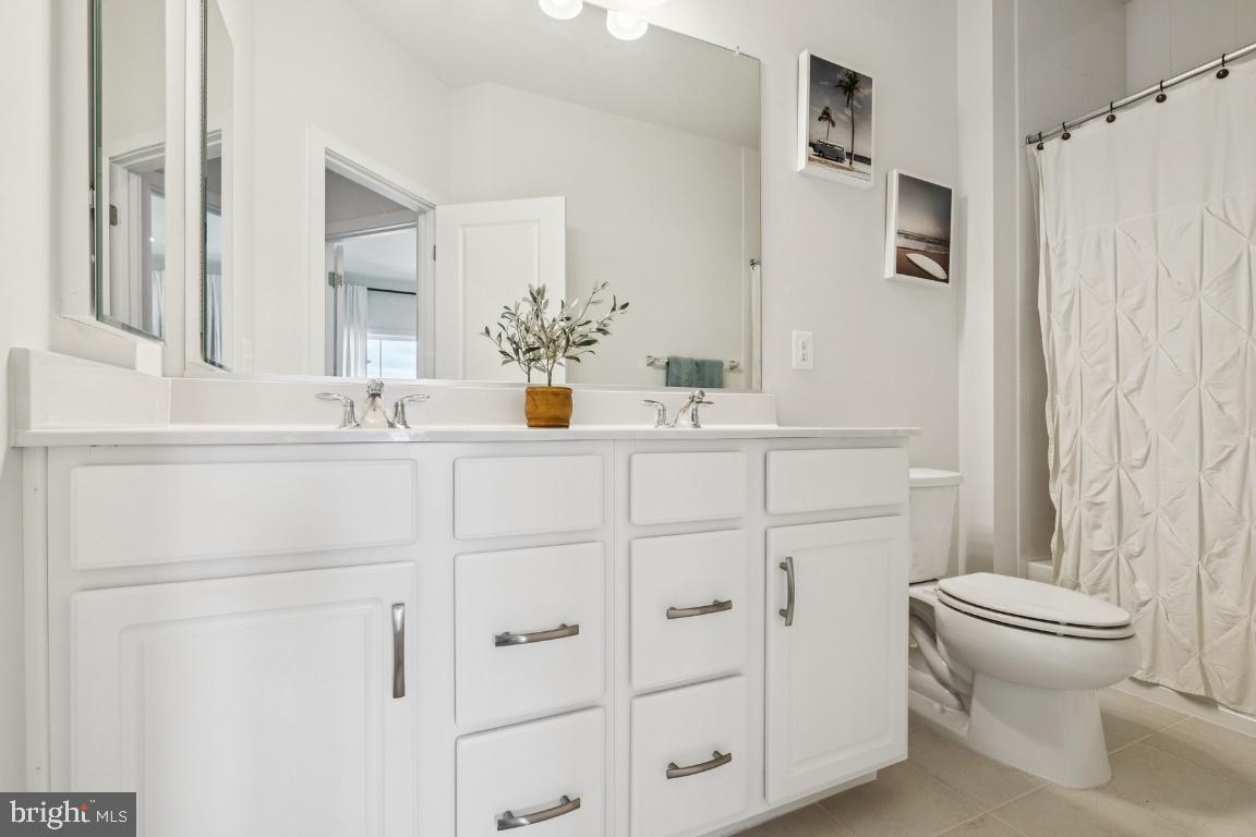 23056 SULLIVANS COVE SQ, BRAMBLETON, Virginia 20148, 3 Bedrooms Bedrooms, ,2 BathroomsBathrooms,Residential,For sale,23056 SULLIVANS COVE SQ,VALO2107926 MLS # VALO2107926