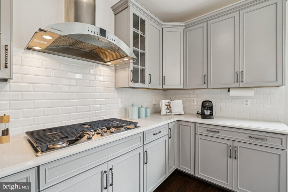 23056 SULLIVANS COVE SQ, BRAMBLETON, Virginia 20148, 3 Bedrooms Bedrooms, ,2 BathroomsBathrooms,Residential,For sale,23056 SULLIVANS COVE SQ,VALO2107926 MLS # VALO2107926