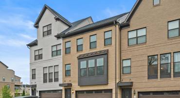 14303 YESLER AVE, CHANTILLY, Virginia 20151, 3 Bedrooms Bedrooms, 8 Rooms Rooms,3 BathroomsBathrooms,Residential,For sale,14303 YESLER AVE,VAFX2270114 MLS # VAFX2270114