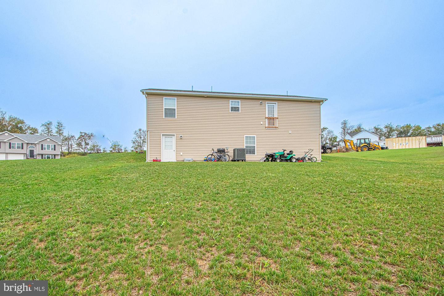 21 LILLEIGH CT, MAURERTOWN, Virginia 22644, 3 Bedrooms Bedrooms, 5 Rooms Rooms,2 BathroomsBathrooms,Residential,For sale,21 LILLEIGH CT,VASH2012664 MLS # VASH2012664