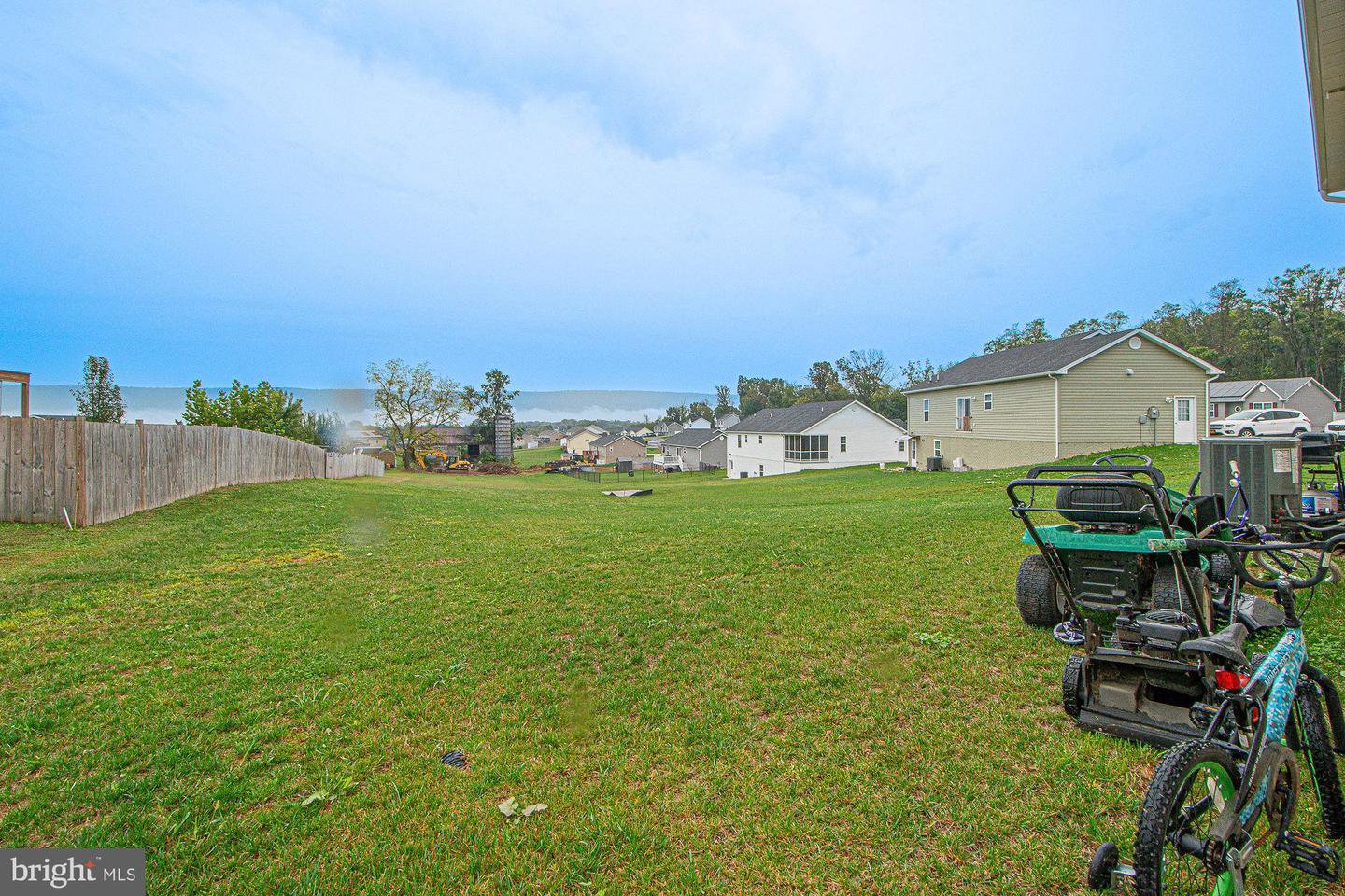 21 LILLEIGH CT, MAURERTOWN, Virginia 22644, 3 Bedrooms Bedrooms, 5 Rooms Rooms,2 BathroomsBathrooms,Residential,For sale,21 LILLEIGH CT,VASH2012664 MLS # VASH2012664