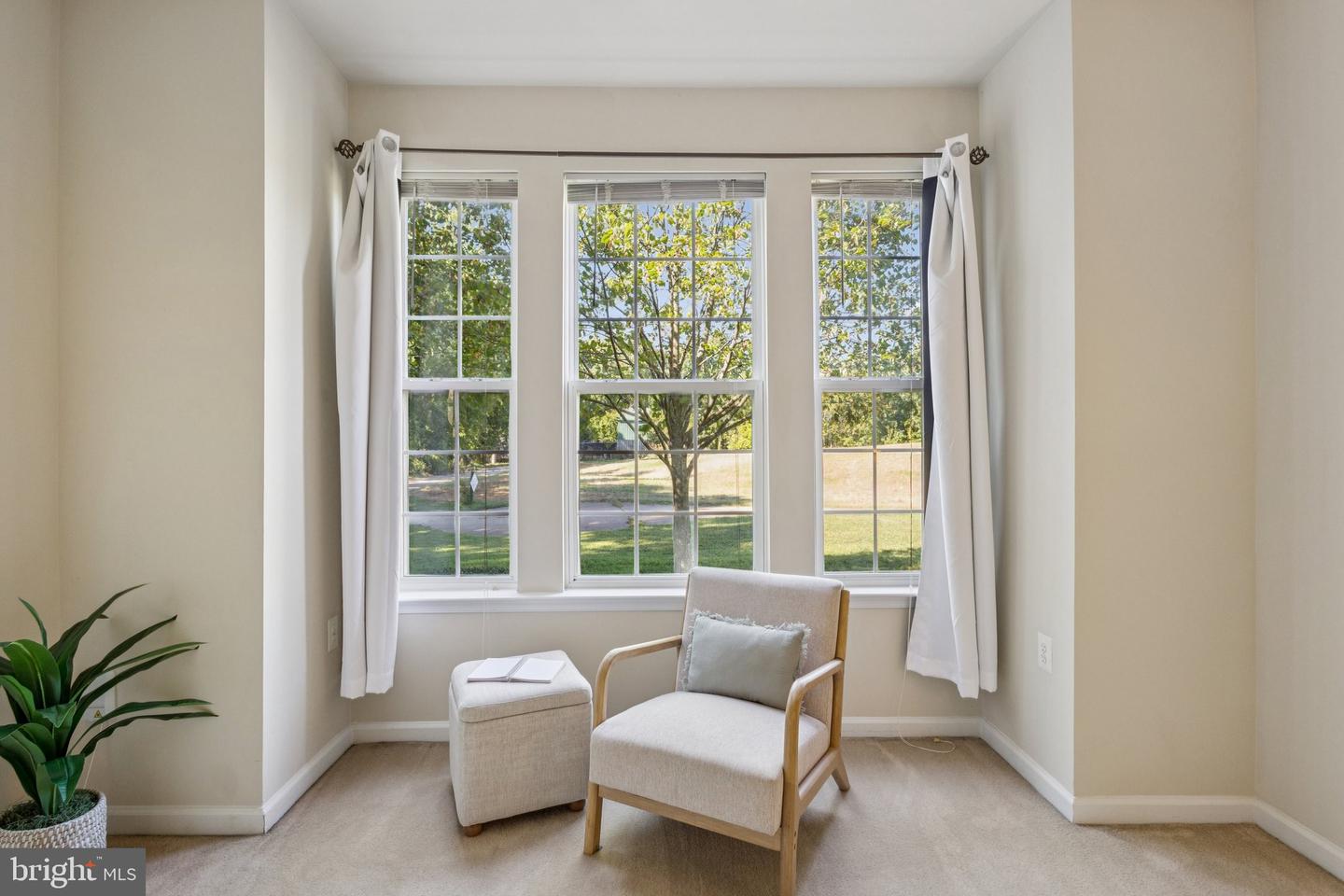 14000 GREENDALE DR, WOODBRIDGE, Virginia 22191, 3 Bedrooms Bedrooms, ,2 BathroomsBathrooms,Residential,For sale,14000 GREENDALE DR,VAPW2105122 MLS # VAPW2105122