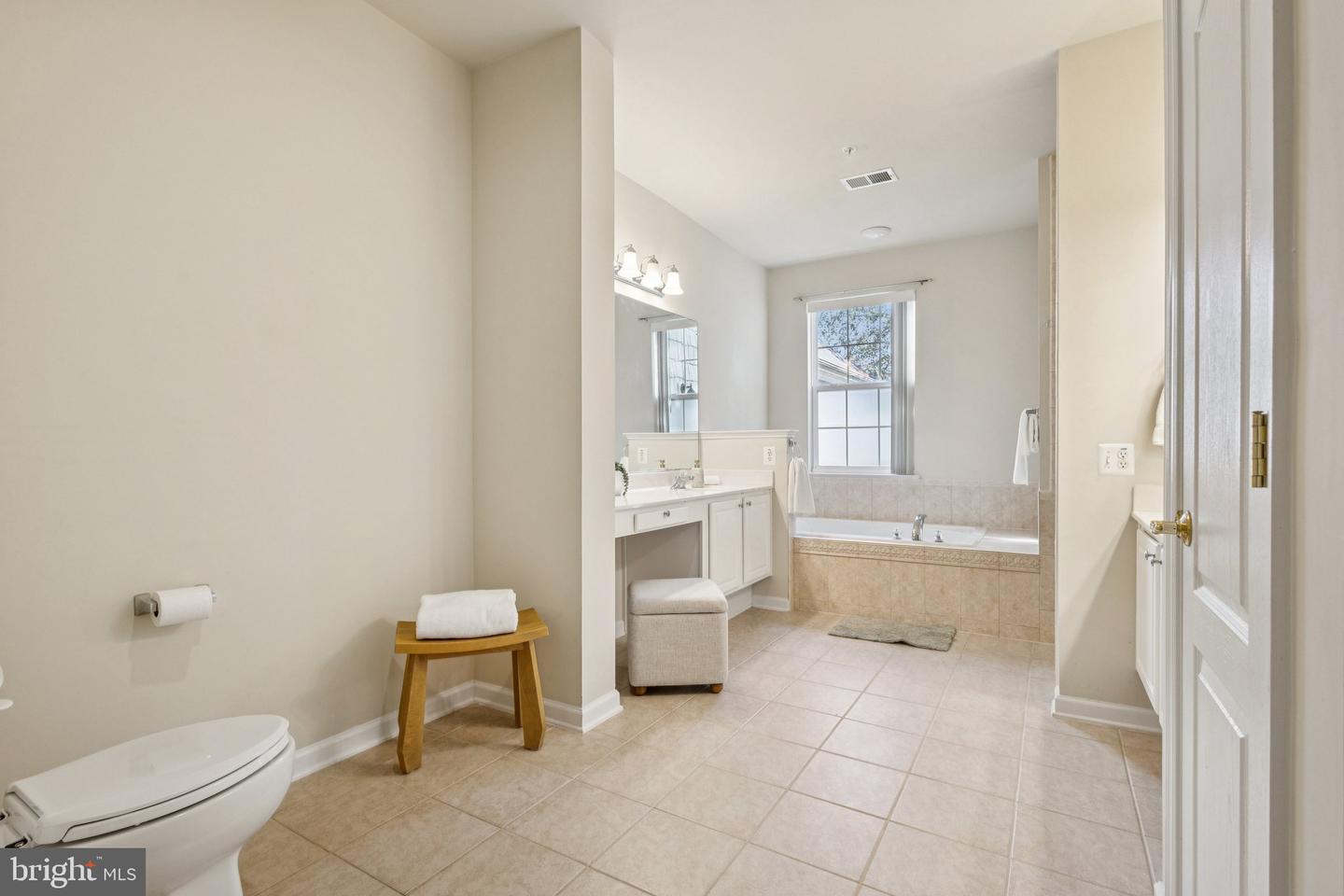 14000 GREENDALE DR, WOODBRIDGE, Virginia 22191, 3 Bedrooms Bedrooms, ,2 BathroomsBathrooms,Residential,For sale,14000 GREENDALE DR,VAPW2105122 MLS # VAPW2105122