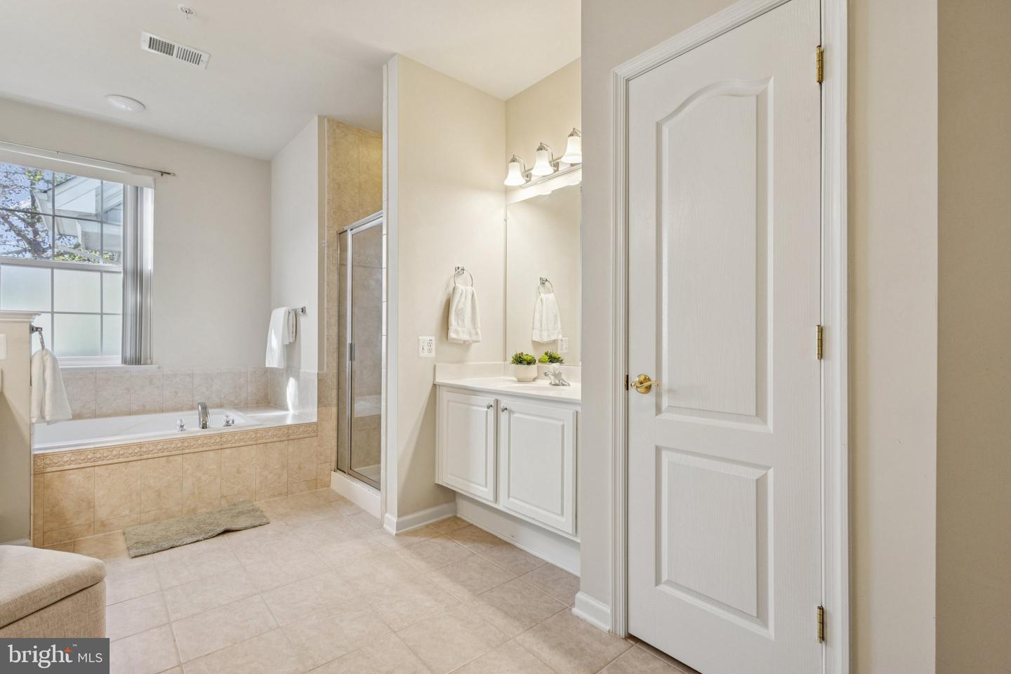 14000 GREENDALE DR, WOODBRIDGE, Virginia 22191, 3 Bedrooms Bedrooms, ,2 BathroomsBathrooms,Residential,For sale,14000 GREENDALE DR,VAPW2105122 MLS # VAPW2105122