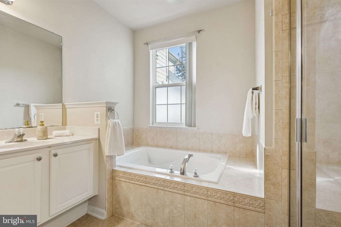 14000 GREENDALE DR, WOODBRIDGE, Virginia 22191, 3 Bedrooms Bedrooms, ,2 BathroomsBathrooms,Residential,For sale,14000 GREENDALE DR,VAPW2105122 MLS # VAPW2105122