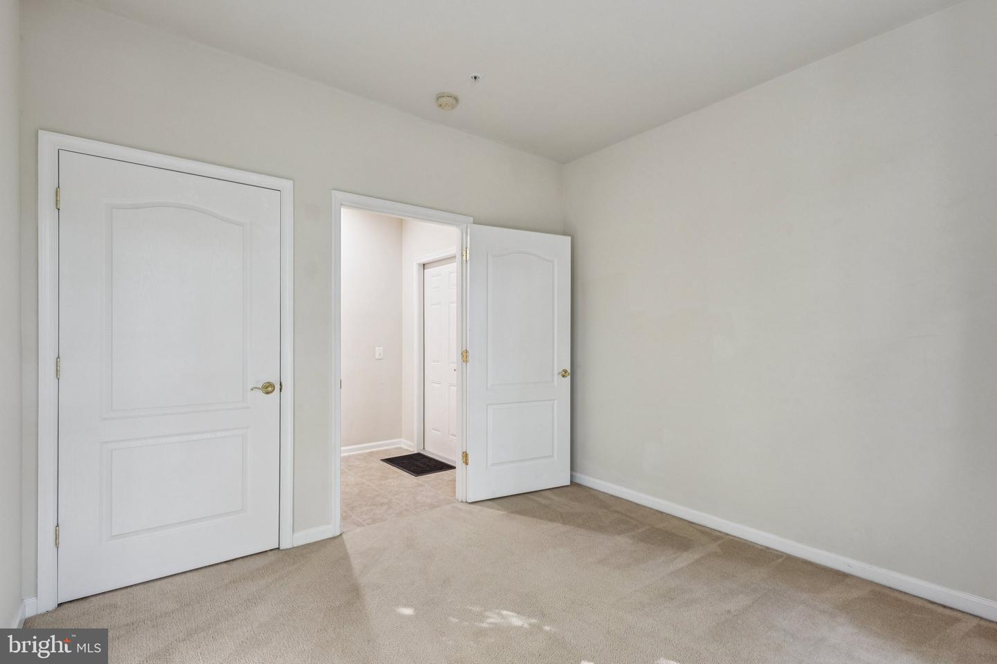 14000 GREENDALE DR, WOODBRIDGE, Virginia 22191, 3 Bedrooms Bedrooms, ,2 BathroomsBathrooms,Residential,For sale,14000 GREENDALE DR,VAPW2105122 MLS # VAPW2105122