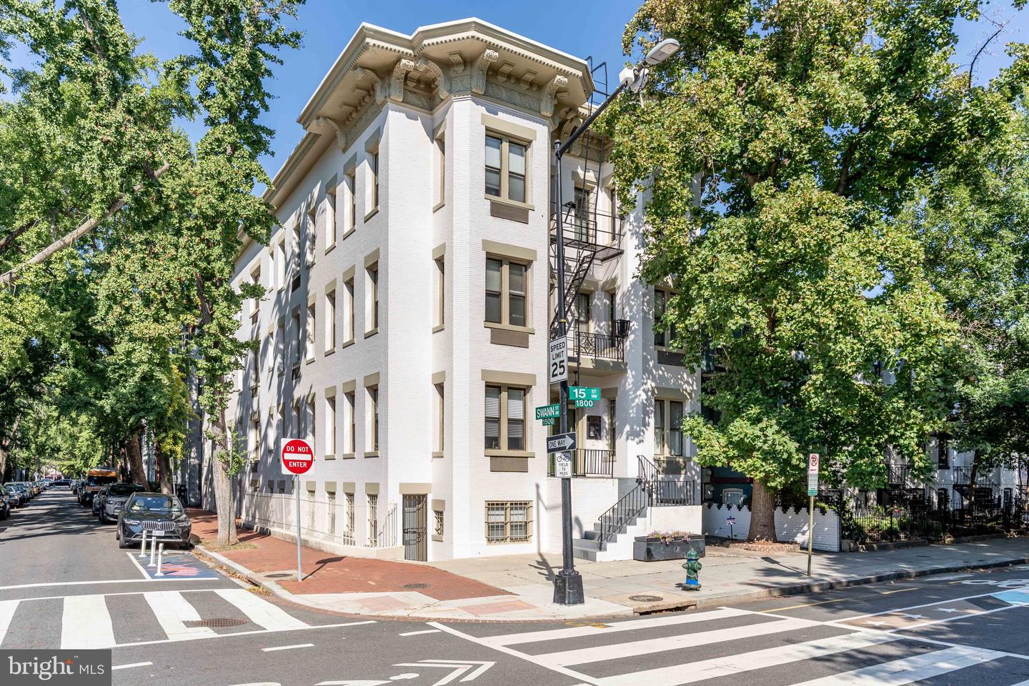 1822 15TH ST NW #103, WASHINGTON, District Of Columbia 20009, ,1 BathroomBathrooms,Residential,For sale,1822 15TH ST NW #103,DCDC2224930 MLS # DCDC2224930
