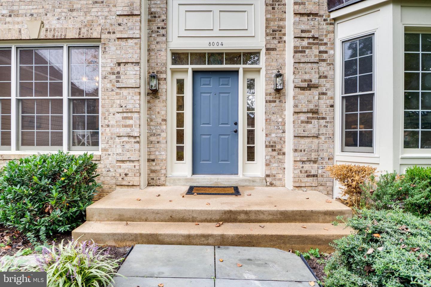8004 CHIPPENHAM CT, FAIRFAX STATION, Virginia 22039, 4 Bedrooms Bedrooms, ,2 BathroomsBathrooms,Residential,For sale,8004 CHIPPENHAM CT,VAFX2270094 MLS # VAFX2270094