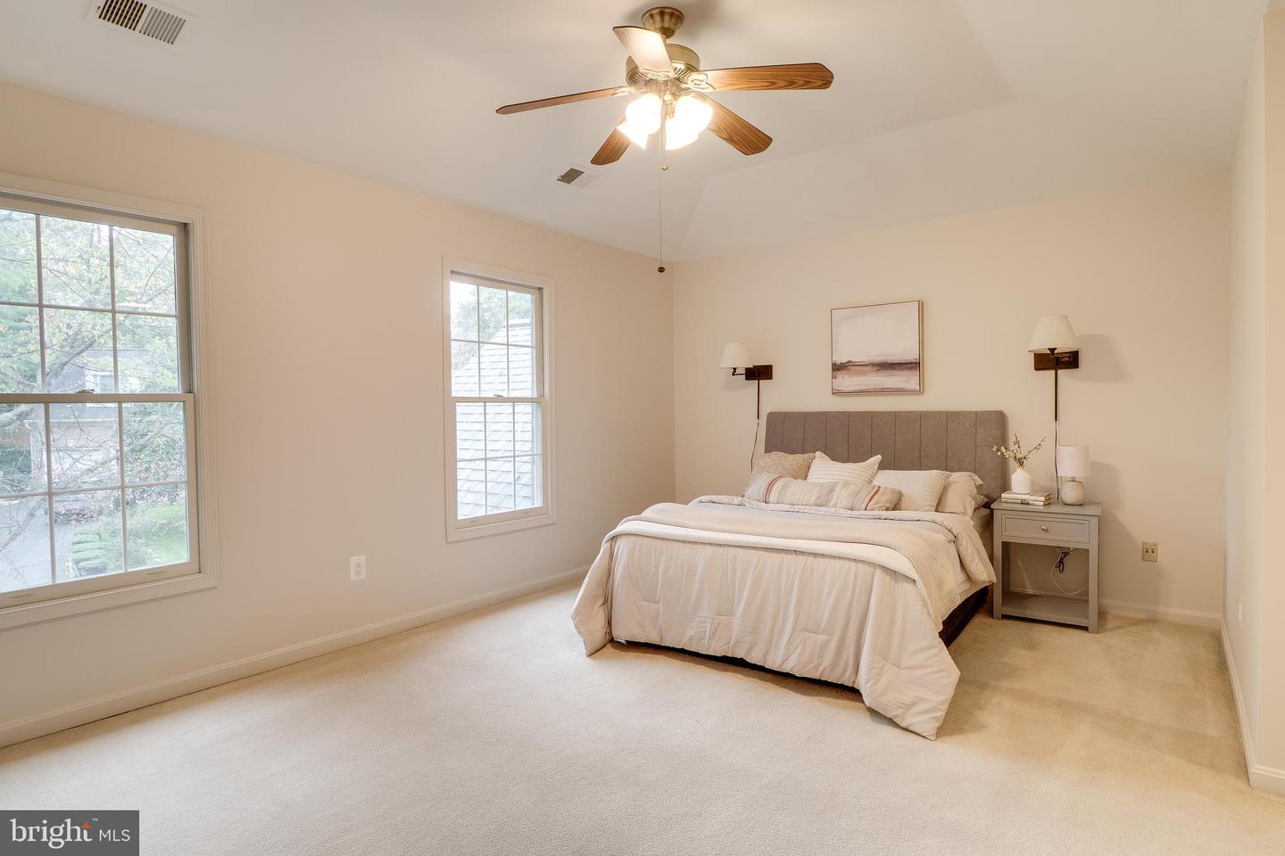 8004 CHIPPENHAM CT, FAIRFAX STATION, Virginia 22039, 4 Bedrooms Bedrooms, ,2 BathroomsBathrooms,Residential,For sale,8004 CHIPPENHAM CT,VAFX2270094 MLS # VAFX2270094