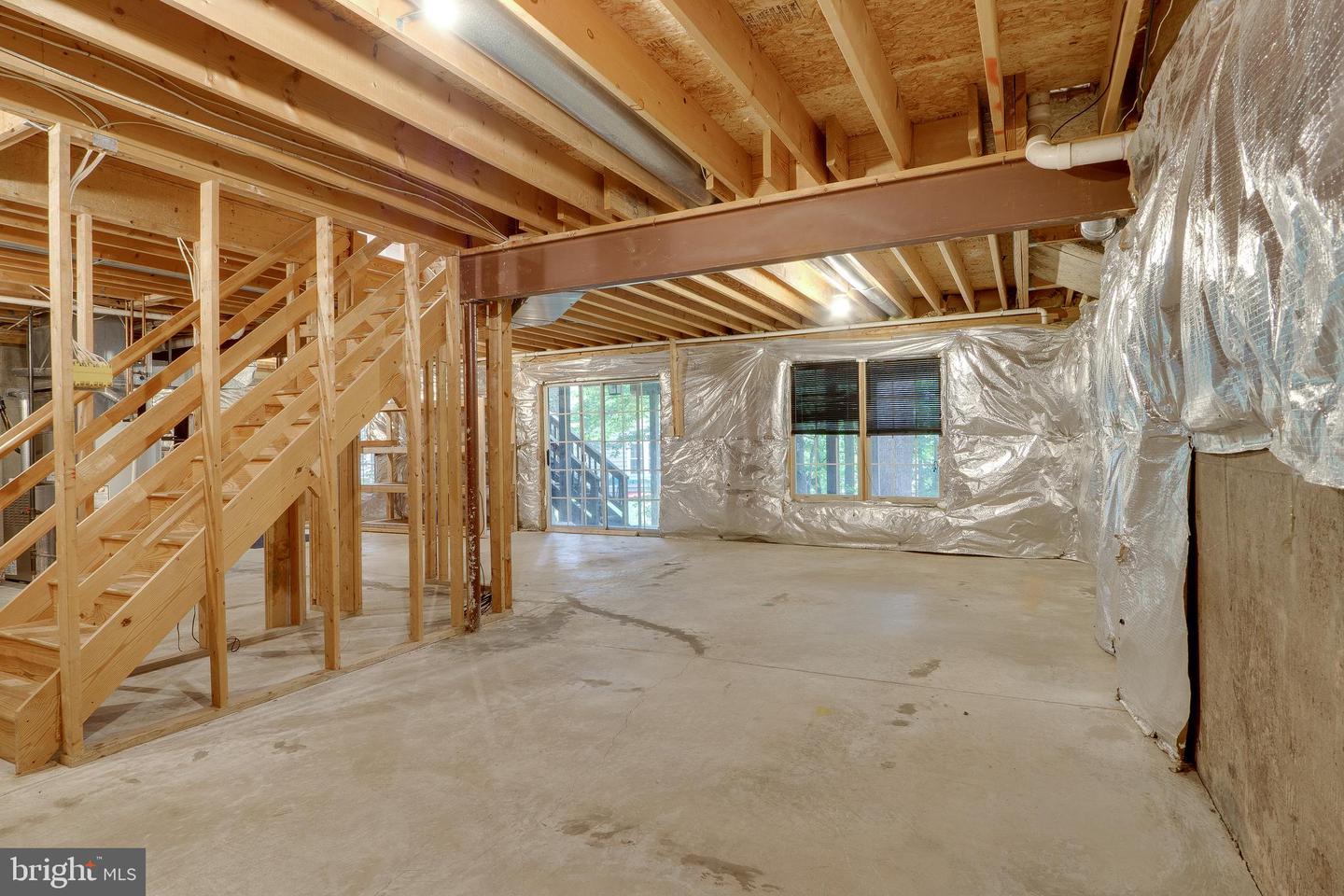 8004 CHIPPENHAM CT, FAIRFAX STATION, Virginia 22039, 4 Bedrooms Bedrooms, ,2 BathroomsBathrooms,Residential,For sale,8004 CHIPPENHAM CT,VAFX2270094 MLS # VAFX2270094